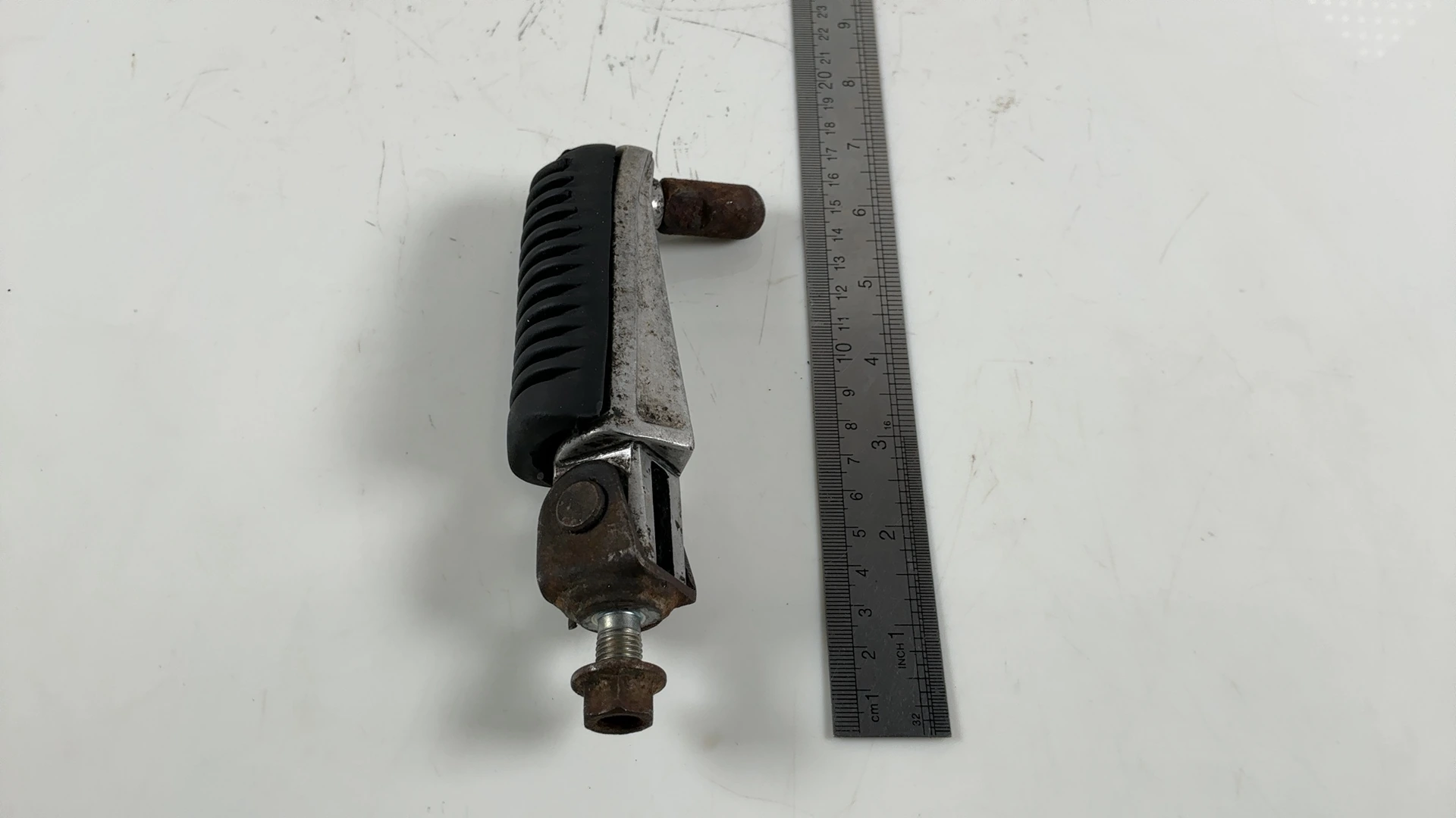 Yamaha YZF600R YZF 600 600cc Front Left Footrest Peg 1997-07 OEM 4BH-27451-01-00 - Image 3