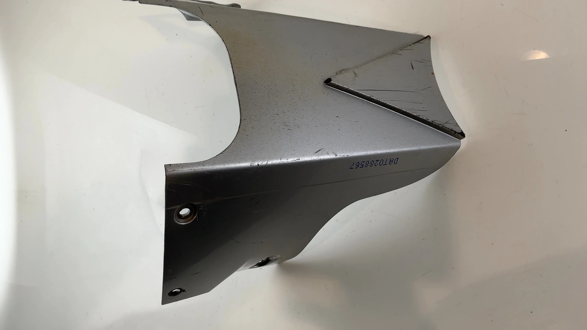 Suzuki GSX-R600 SRAD 600CC Lower Belly Rear Cowl Fairing 1996-99 OEM 94661-33E0 - Image 6