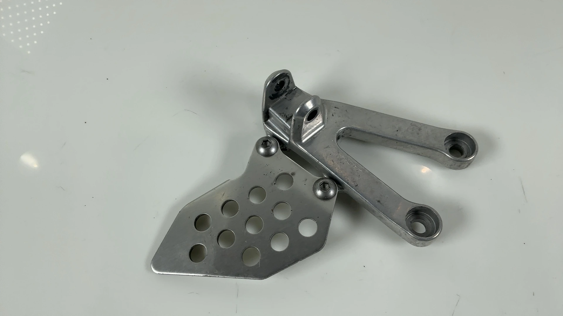 Honda CBR600RR PC37 600cc Front Left Rider Rearset Bracket 2003-06 50700-MEE-D00 - Image 1