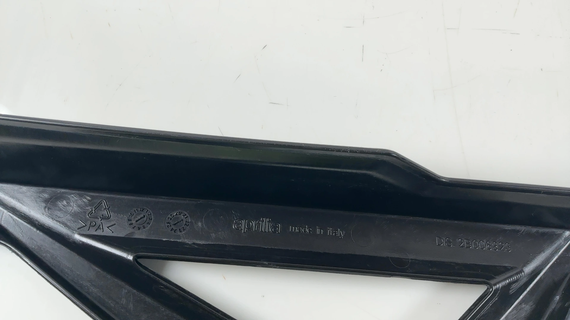 Aprilia RSV4 Tuono V4 1100 Upper Chain Guard 2021-2026 OEM 2B006923 - Image 6