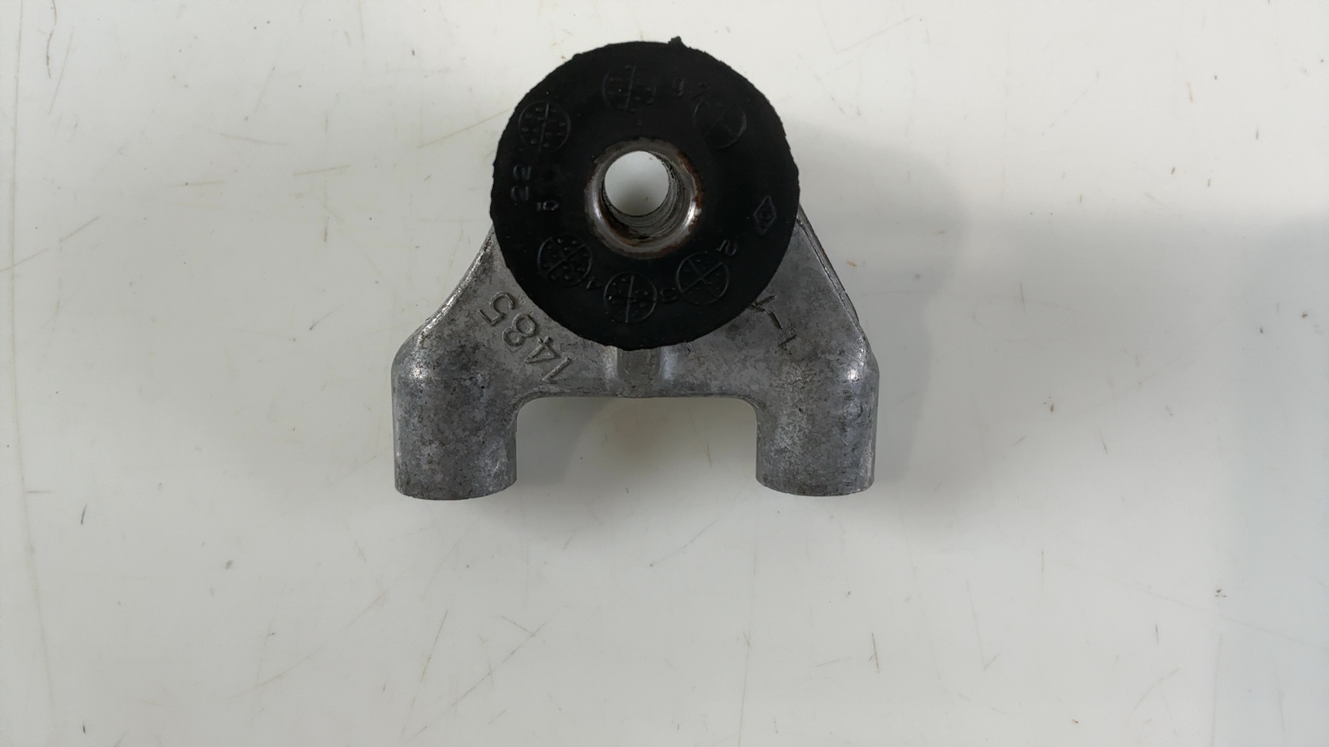 Kawasaki ZXR750 H1 Ninja 750 Front Upper Engine Mount Bracket 1989 32190-1111 - Image 2