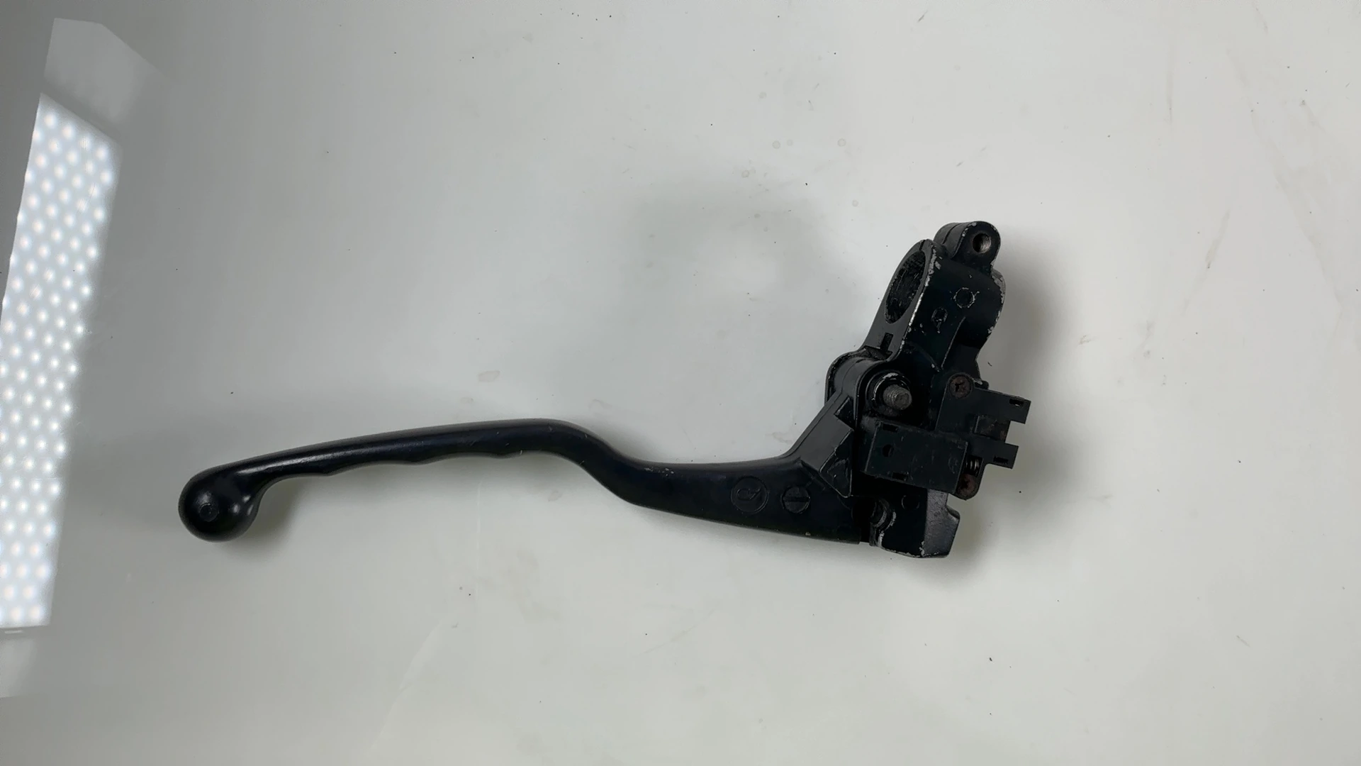Kawasaki GPZ750 ZX750A Clutch Lever And Yoke 1983-1984 OEM 46076-1041 / 13091-1046 - Image 2