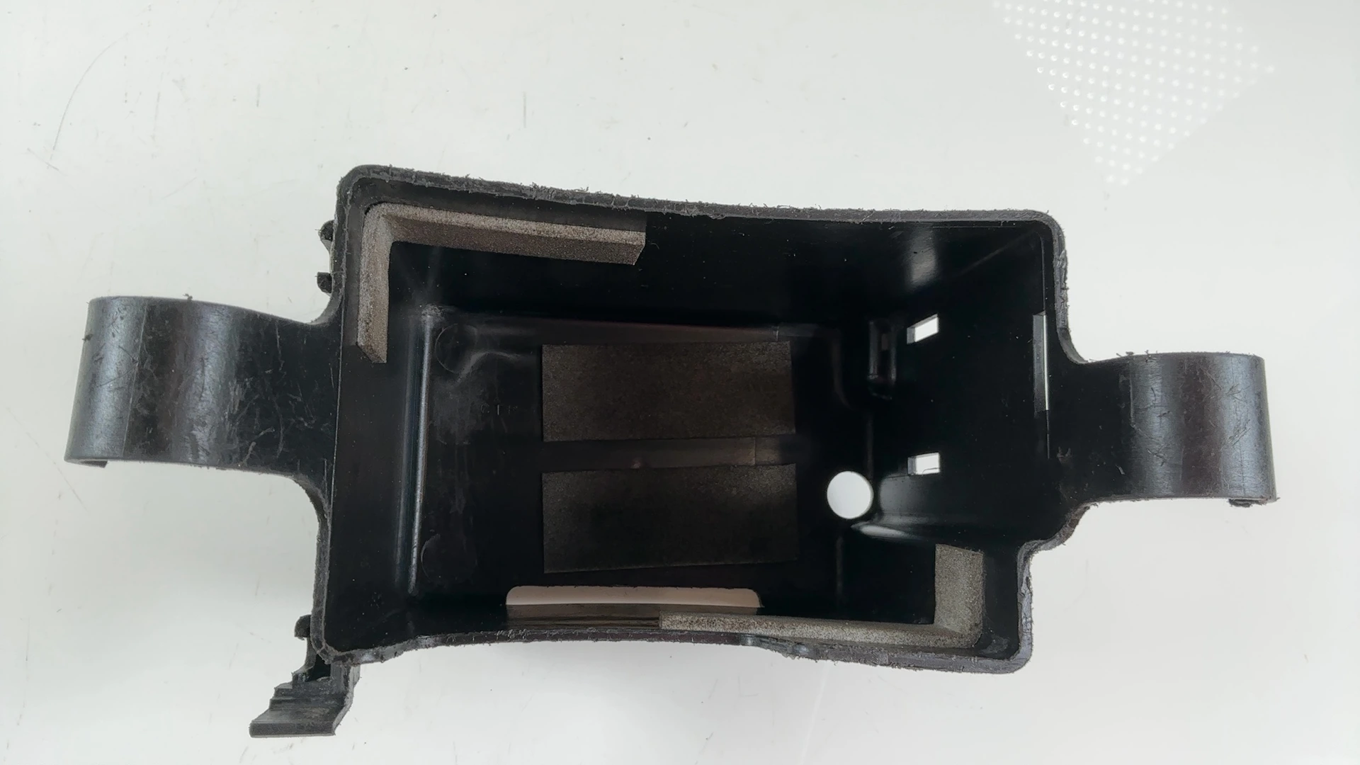 Suzuki GS550E GS550 550cc Battery Box 1982-1984 OEM 41541-47000