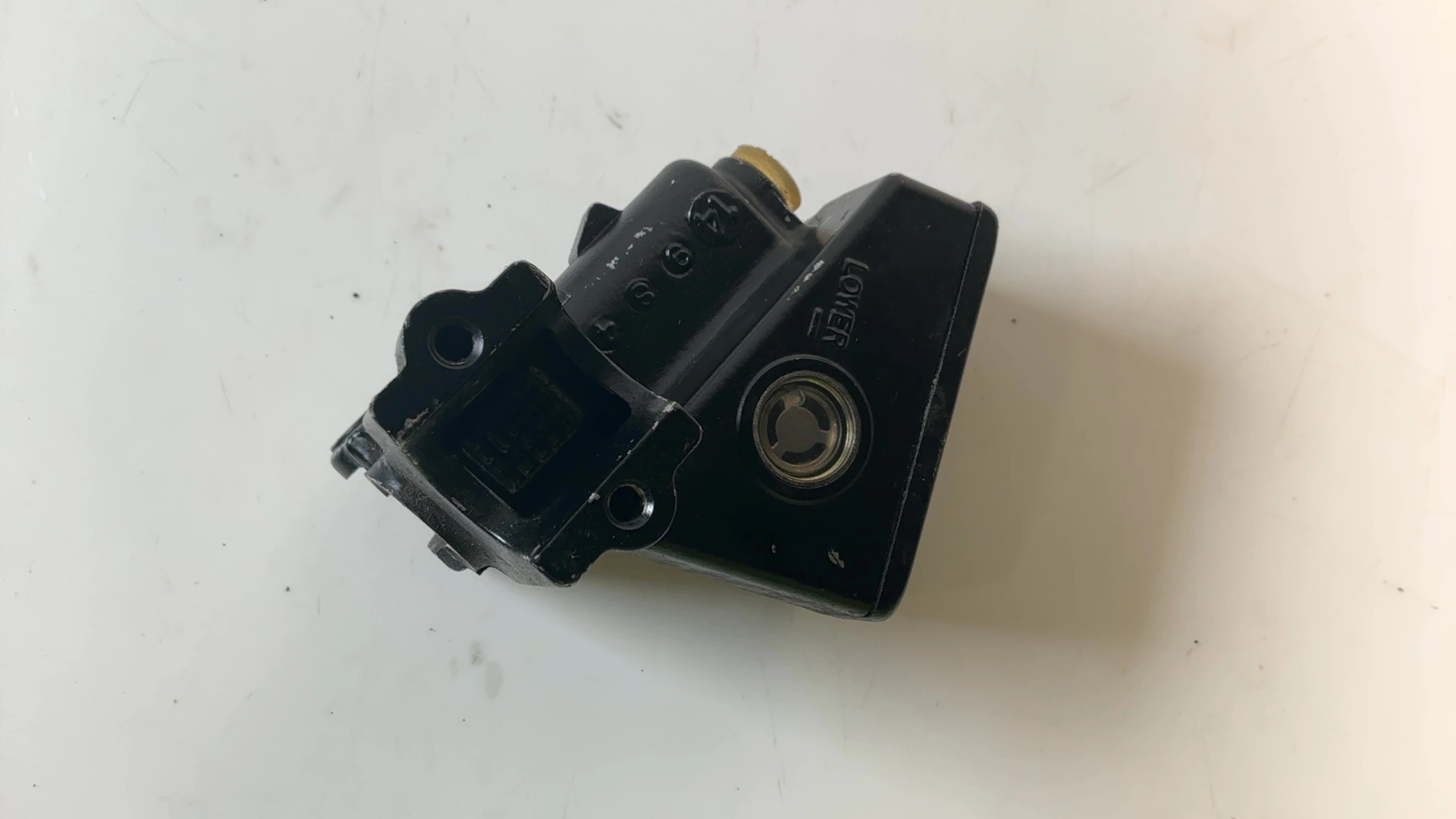 Suzuki GSXR 1100 GSX-R1100 Front Brake Master Cylinder 1986 1987 OEM 59600-06B00