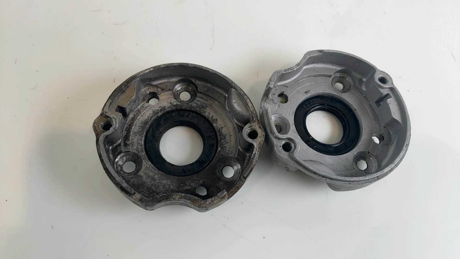 Yamaha XS650 XS650S 650cc Ignition Points Housing Cover 1970-83 256-11157-03-00 - Image 2