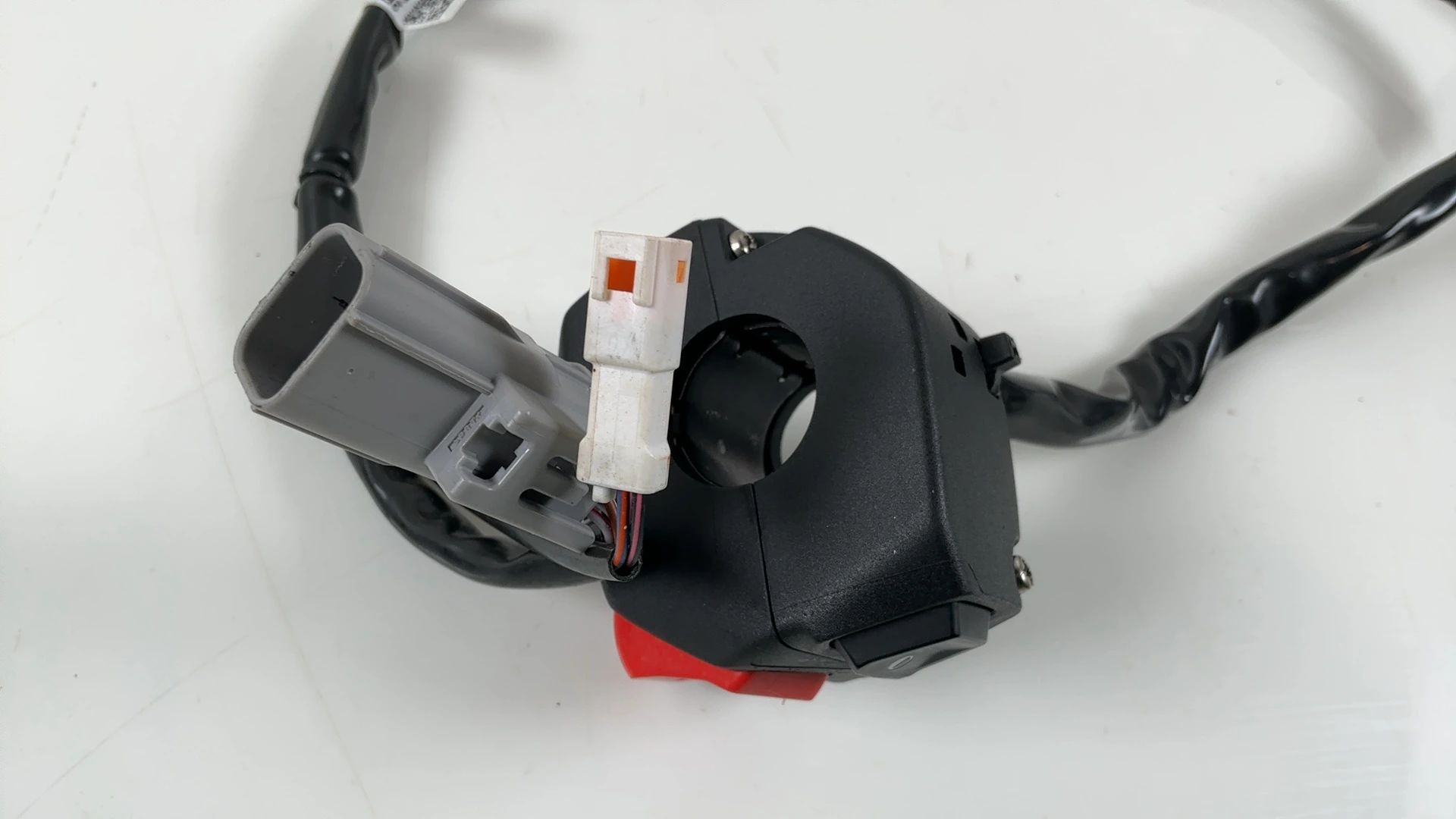Aprilia RSV4 Factory 1100cc Right Handlebar Switch 2021-2026 OEM 2B012092 - Image 7