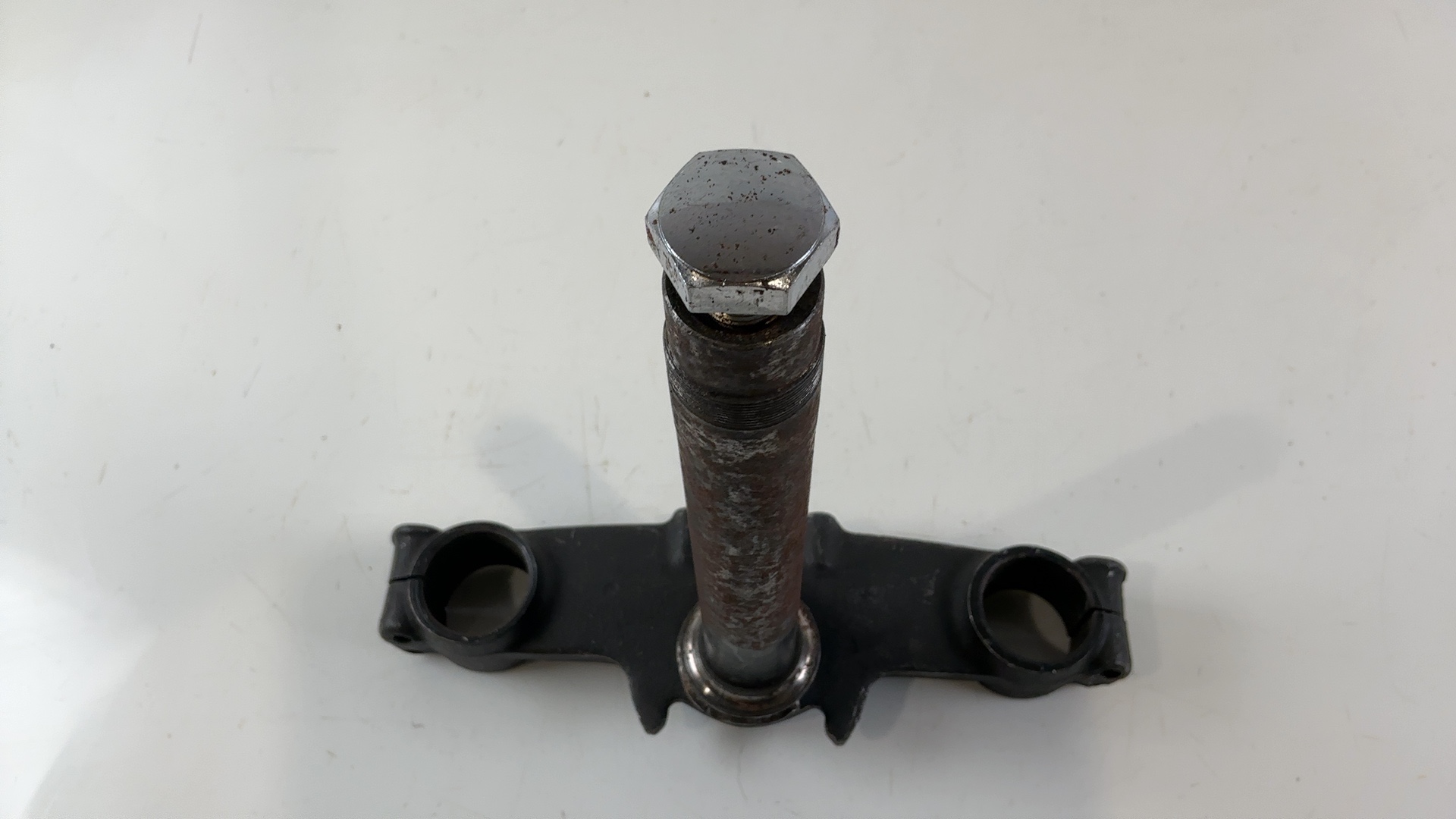 Kawasaki KZ650 Custom F1 650 Lower Fork Bridge 1980 OEM 44037-1025 - Image 5