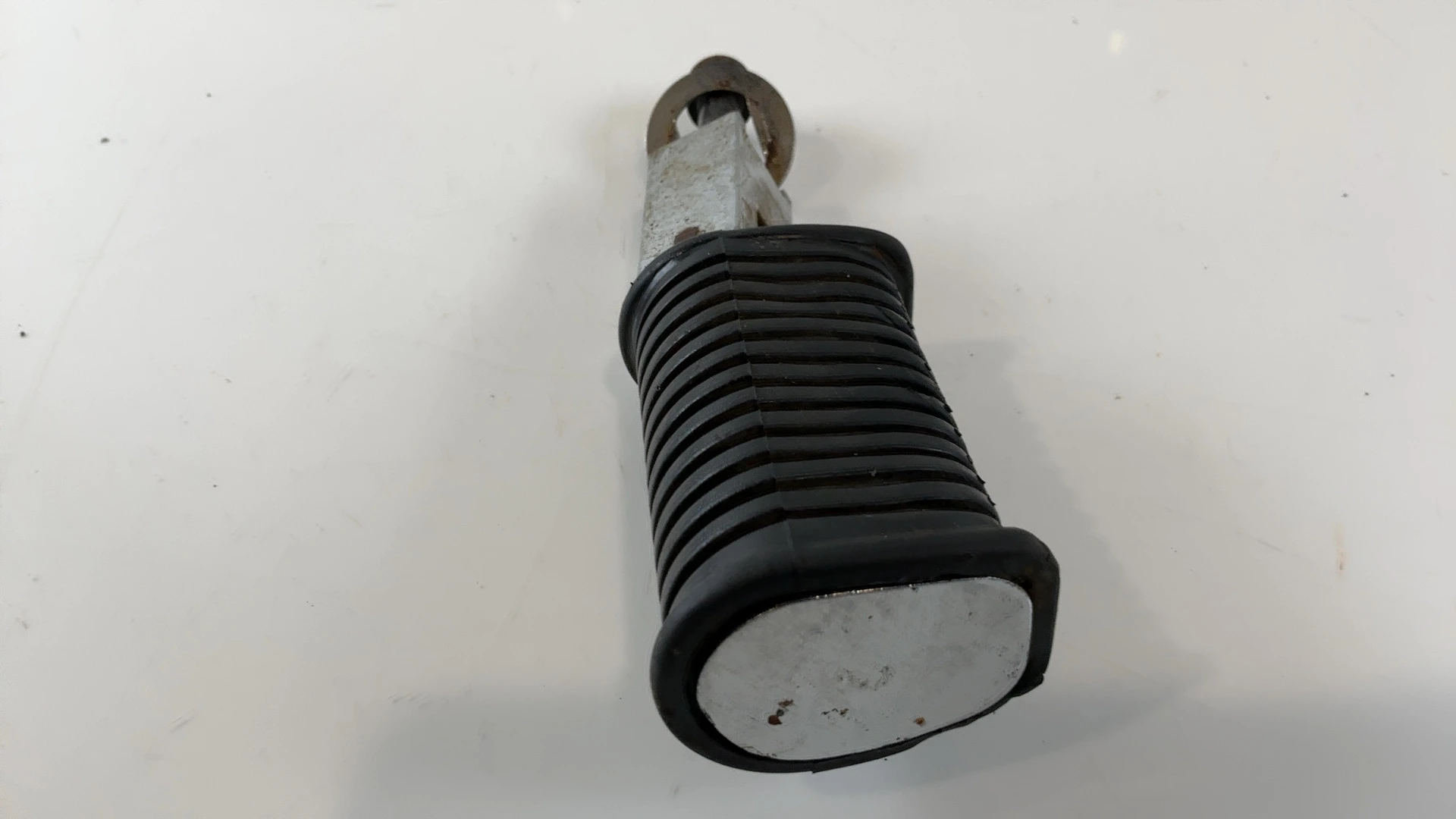 Suzuki Savage LS650 650 Rear Left Passenger Foot Rest 1986-2004 OEM 43700-24B00 - Image 3