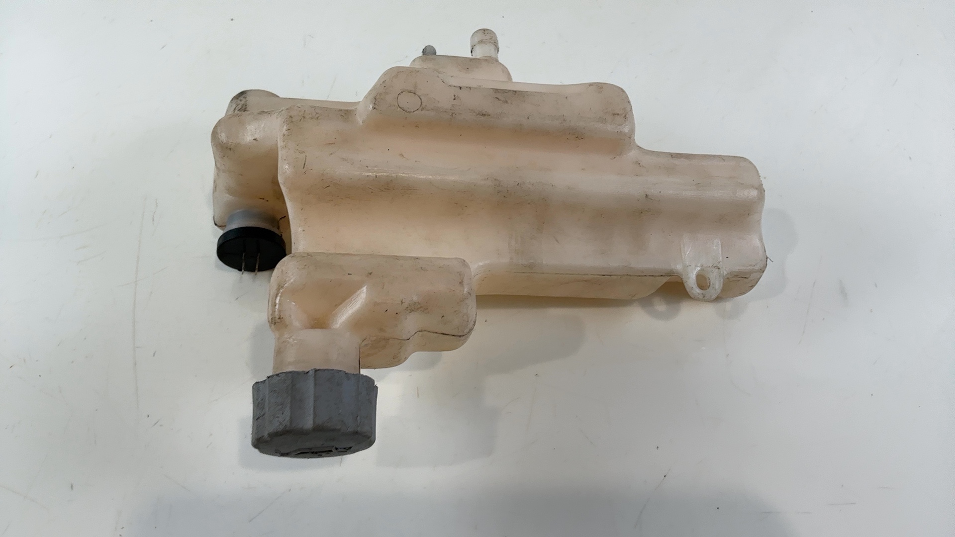 Honda X8R-S 50 SZX50S 50cc 2-Stroke Engine Oil Tank 1998-2001 OEM 55100-GCM-900 - Image 1
