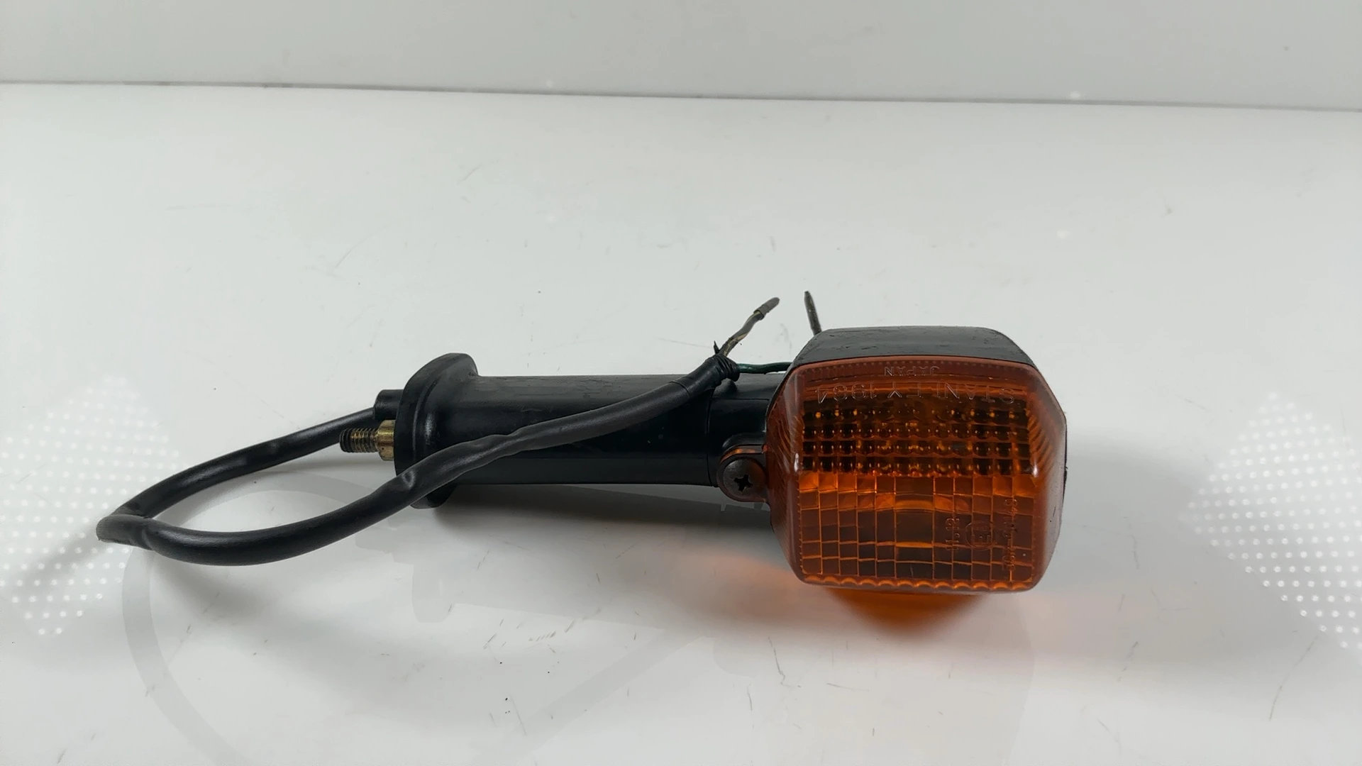 Kawasaki ZXR750 ZX750 H1 H2 750cc Rear Left Turn Signal Light 1989-90 23040-1195