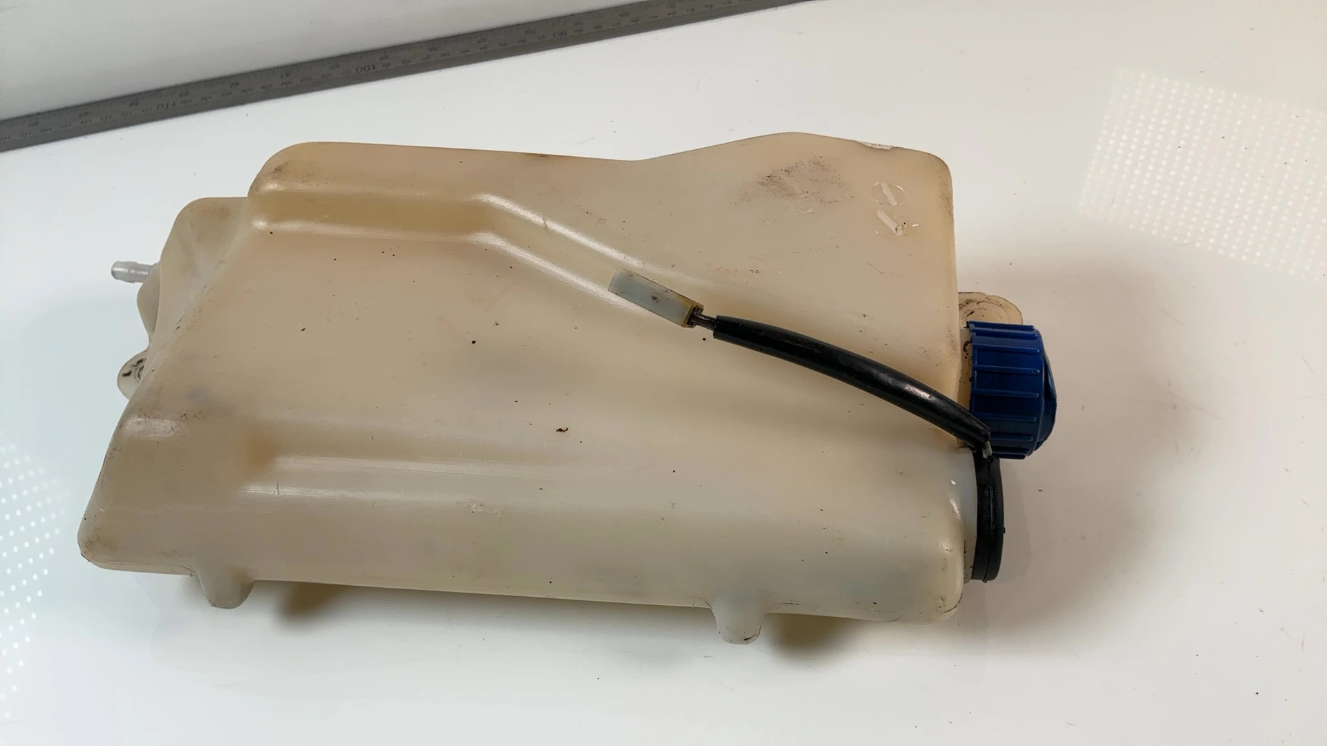 Yamaha DT125R DT 125 125cc 2-Stroke Oil Reservoir Tank 1988-2004 OEM 3BN-21751 - Image 5