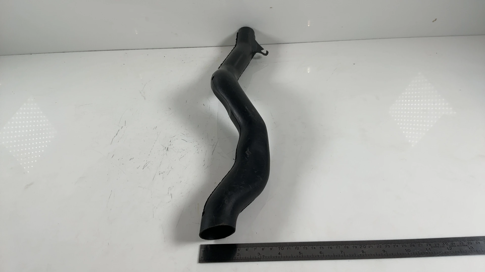 Suzuki GSX-R1100 GV73 1100cc Right Air Intake Duct Tube 1989-1992 OEM 94451-41C00 - Image 5