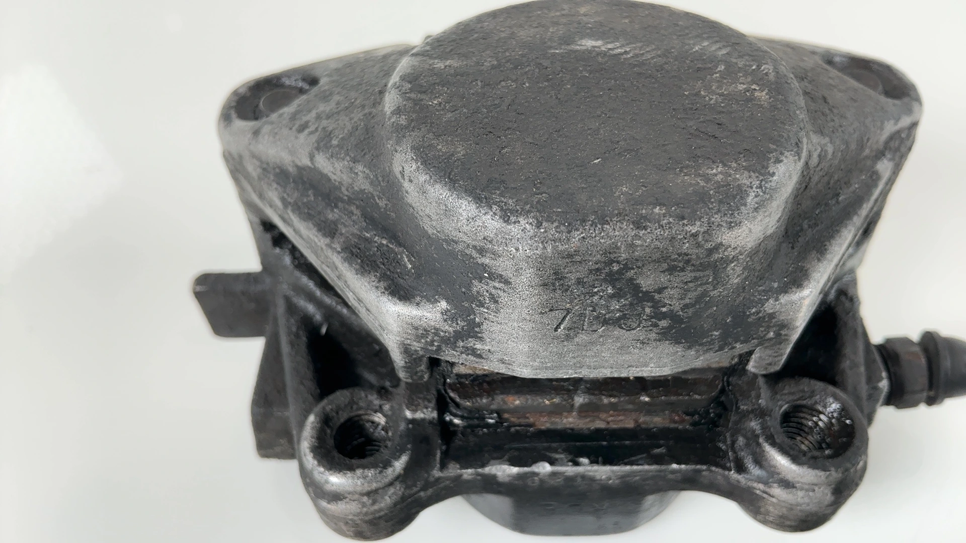 Piaggio Liberty 200 200cc Front Brake Caliper 2003 2004 OEM CM065704 - Image 4