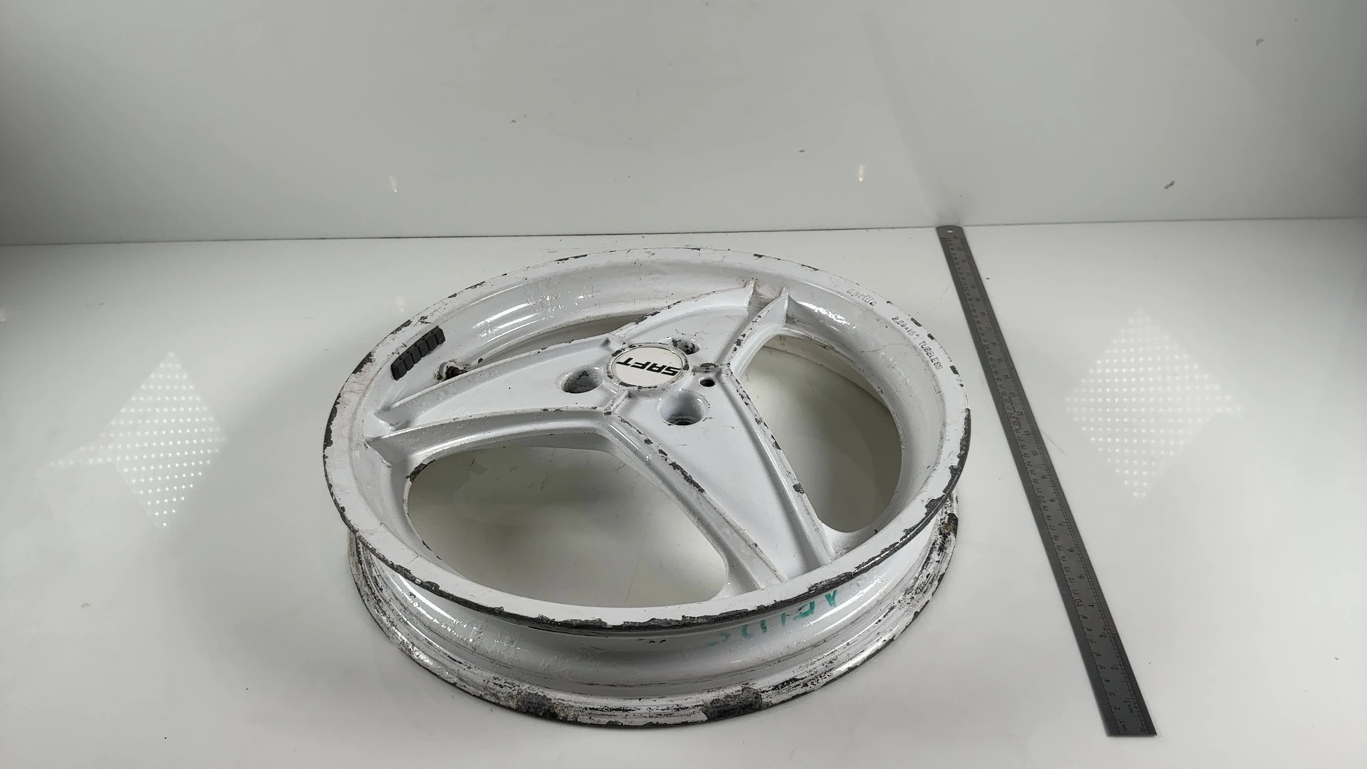 Aprilia AF1 Project 108 125cc Rear Wheel Rim 1986 1987 OEM 8101683 - Image 3