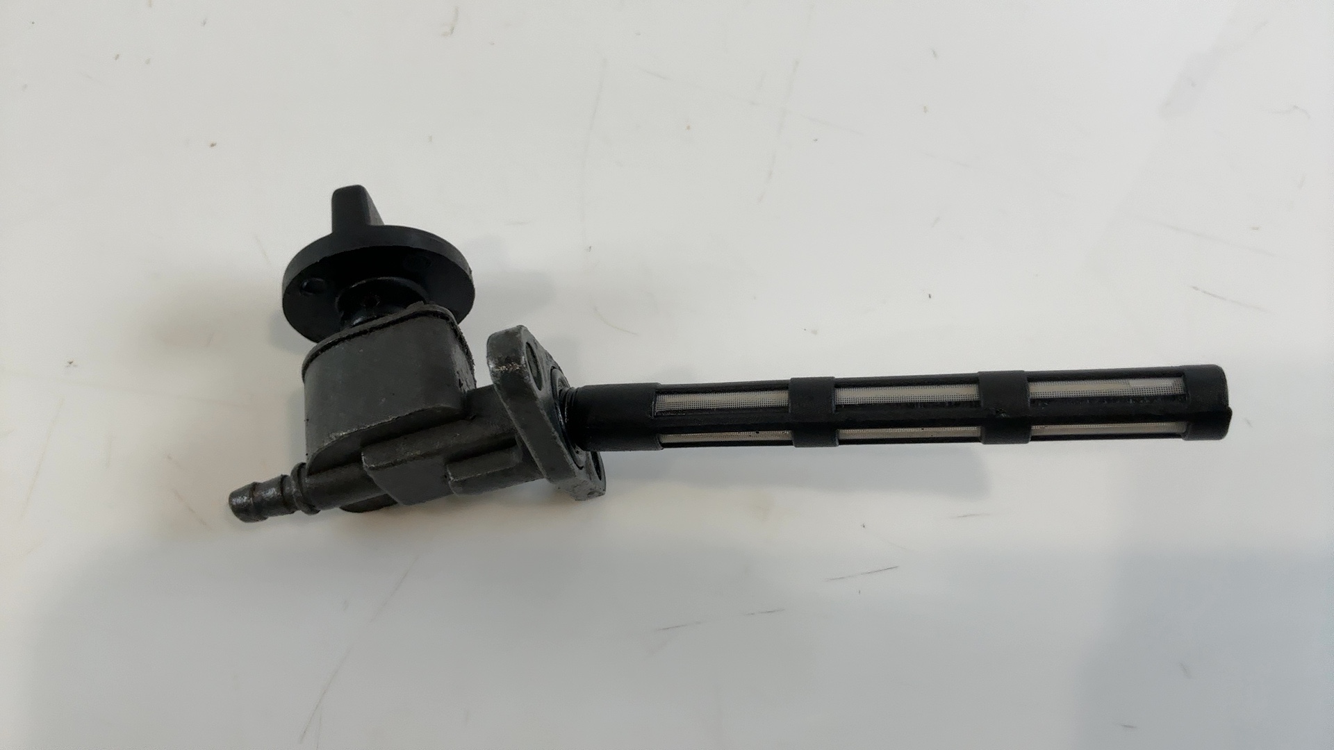 Aprilia RS 50 50cc Fuel Petcock Valve 1999-2005 OEM AP8202129 - Image 3