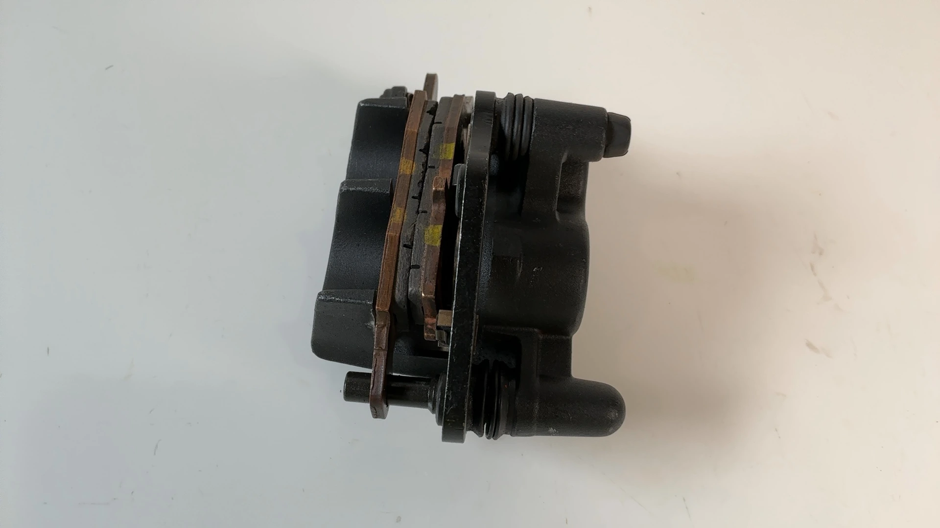 Kawasaki ER-6N ER650 650cc Right Front Brake Caliper 2009-2011 OEM 43080-0077-DJ - Image 9
