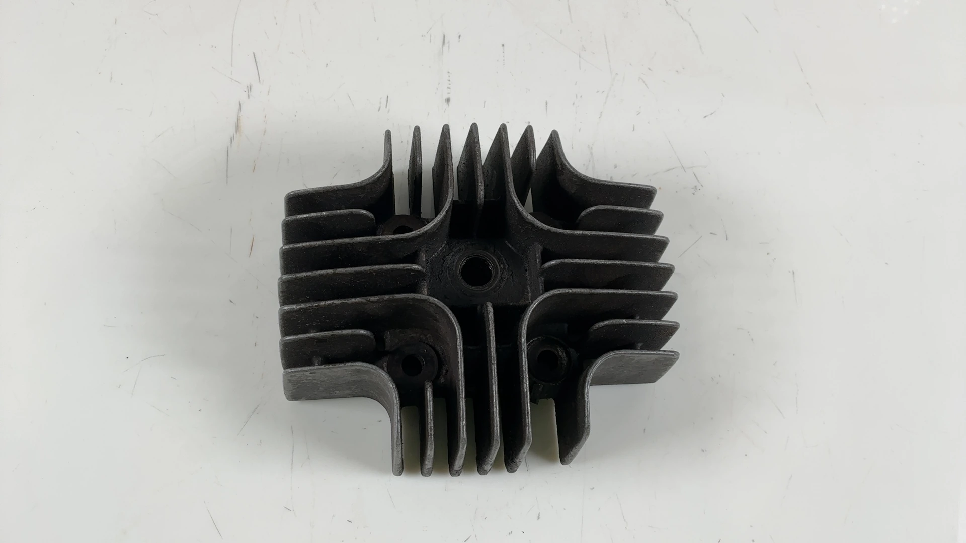 Suzuki A100 100CC Cylinder Head 1966-1976 OEM 11111-12402