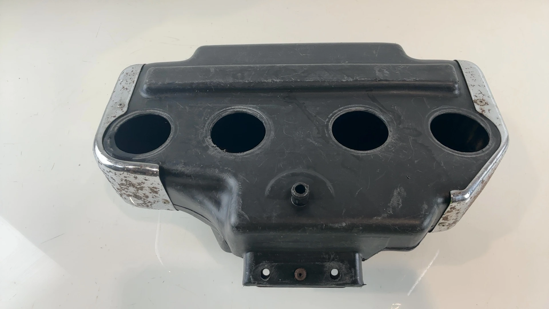 Suzuki GS1000 GS1000E 1000 CC Air Filter Cleaner Box 1978 1979 OEM 13710-49010 - Image 7