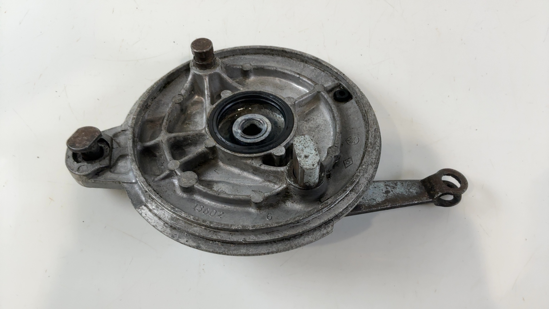 Yamaha RS100 RS 100 100cc Rear Brake Plate Panel 1974-1979 OEM 339-25320-10 - Image 5
