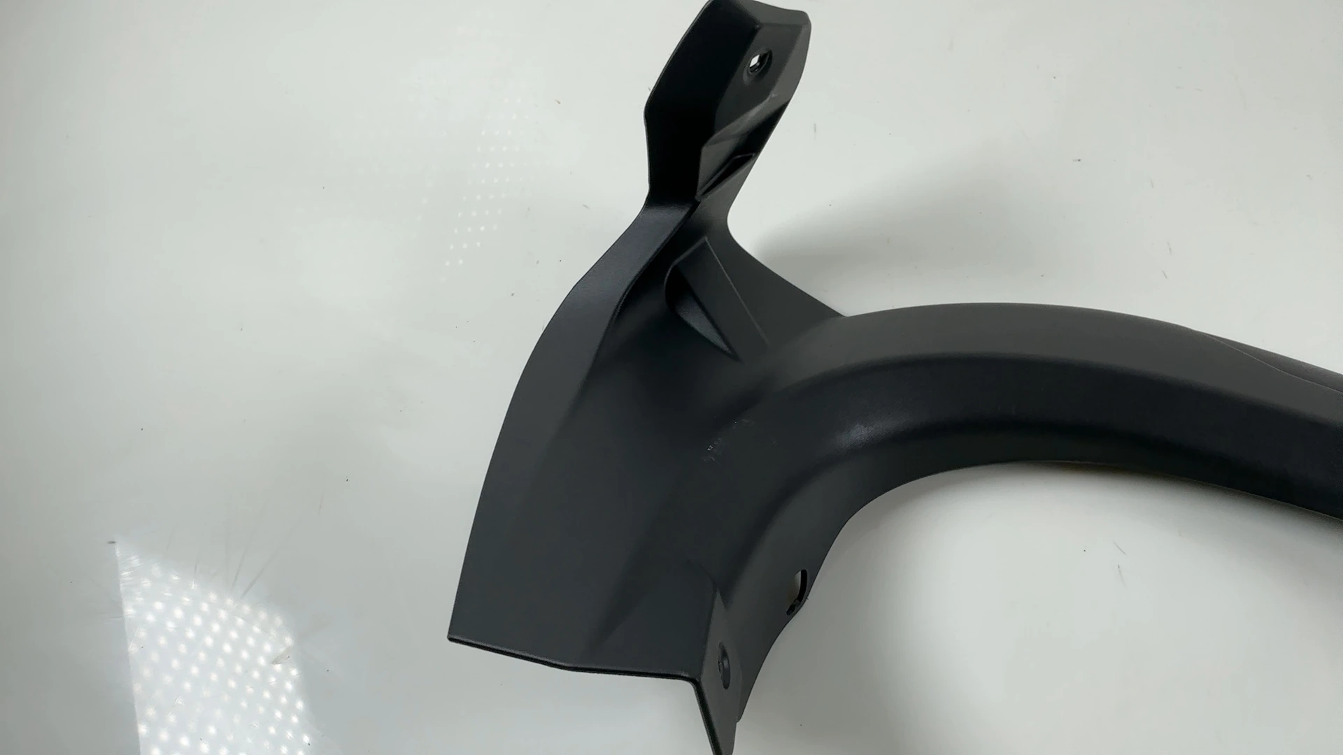 Aprilia RSV4 Factory 1100 RH Upper Inner Fairing Nose Closure 2025-2026 2B013037 - Image 4