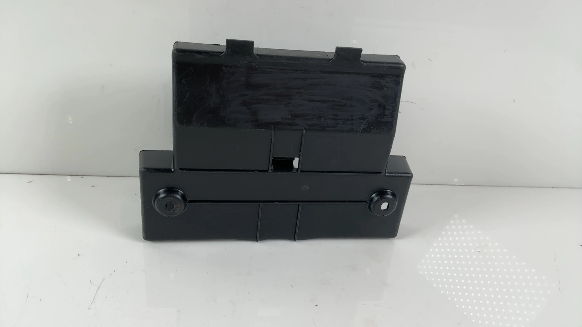 Yamaha XJ600 51J 600CC Tool Box Tray Holder Compartment 1984-91 33M-2160A-00 - Image 1
