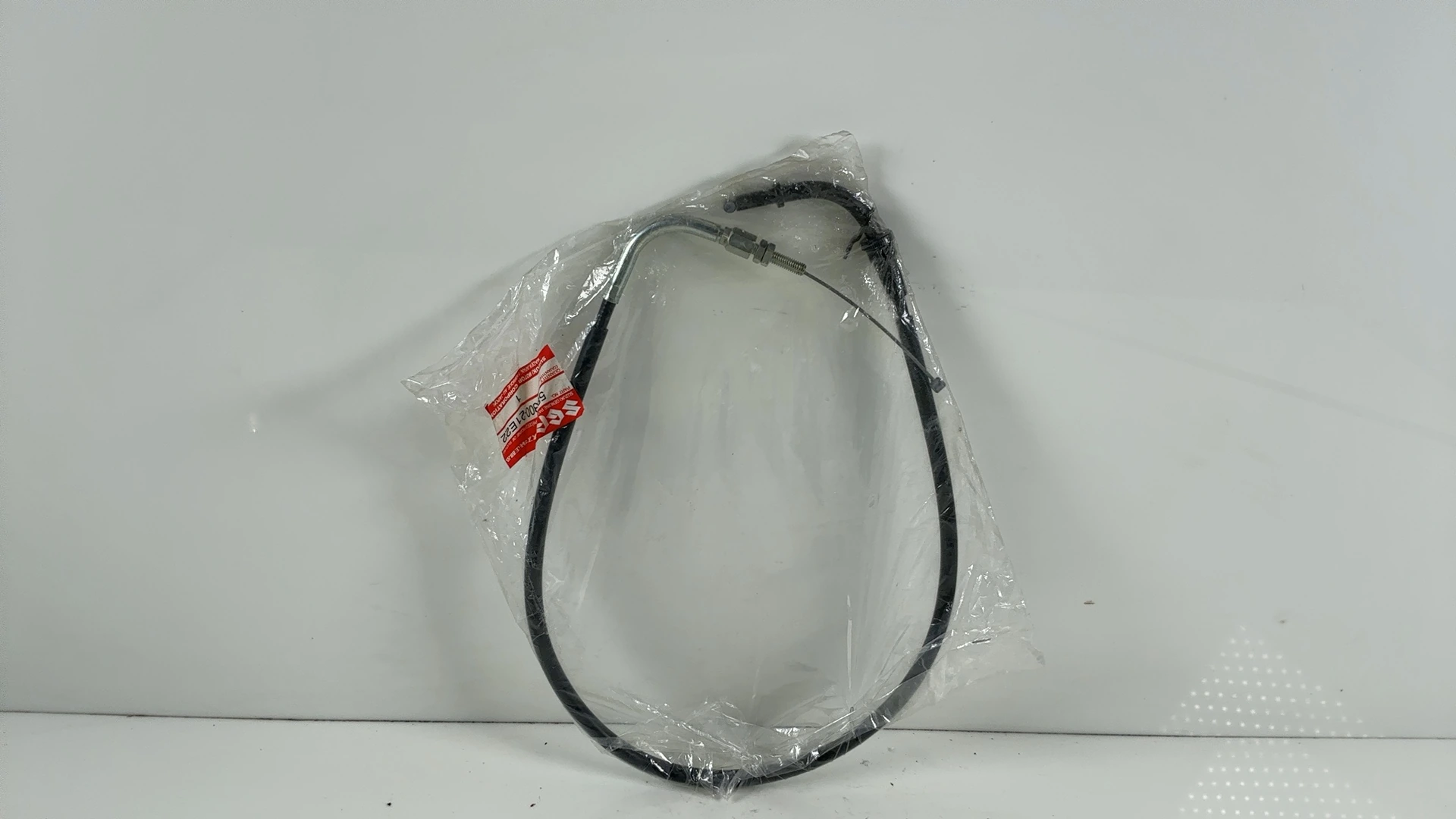 Suzuki RF600R RF600RU GN76B 600cc Throttle Cable No.2 1994-1996 OEM 58300-21E22