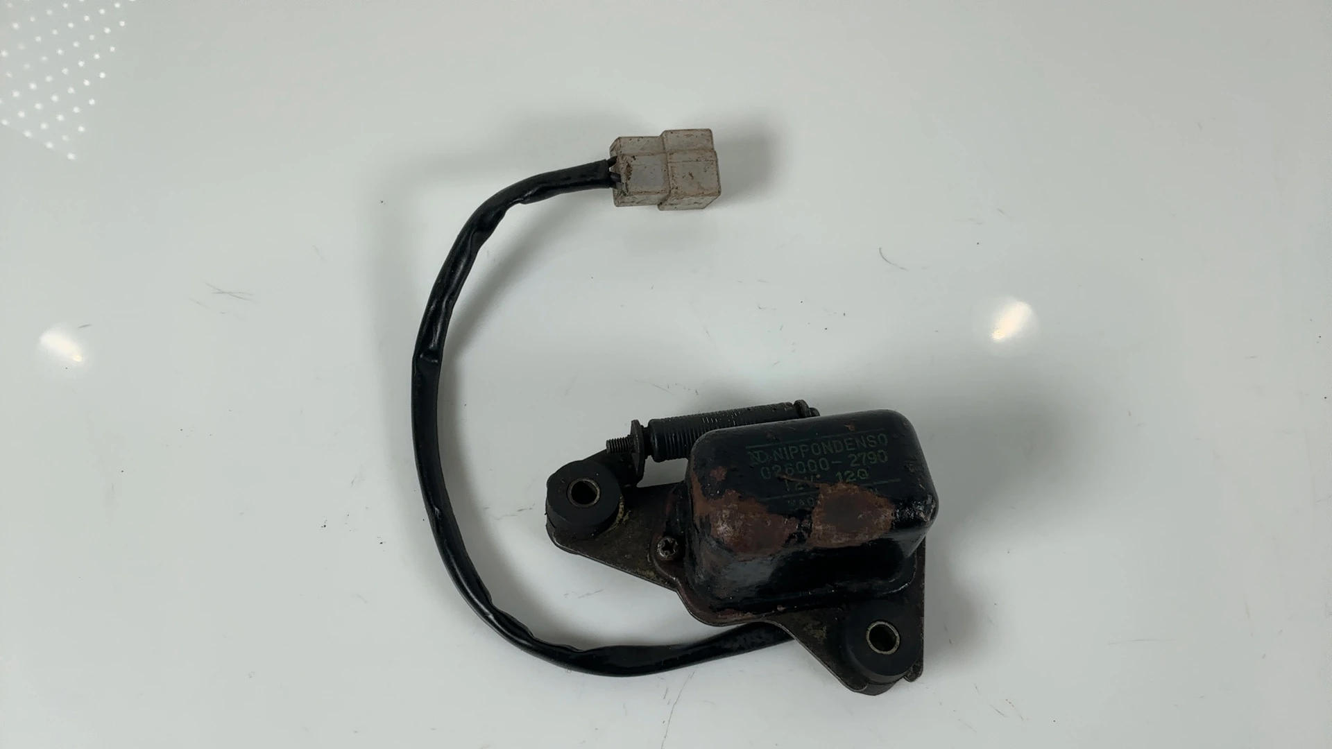 Yamaha XS400 XS650 400cc 650cc Voltage Regulator 1976-1979 OEM 1L9-81910-50-00 - Image 2