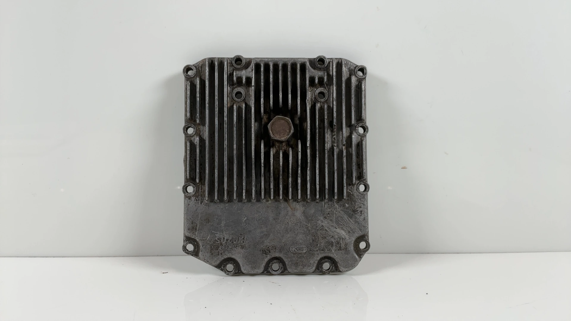 Suzuki GS300L GS300 300cc Engine Oil Pan Sump 1982 1983 OEM 11511-11400