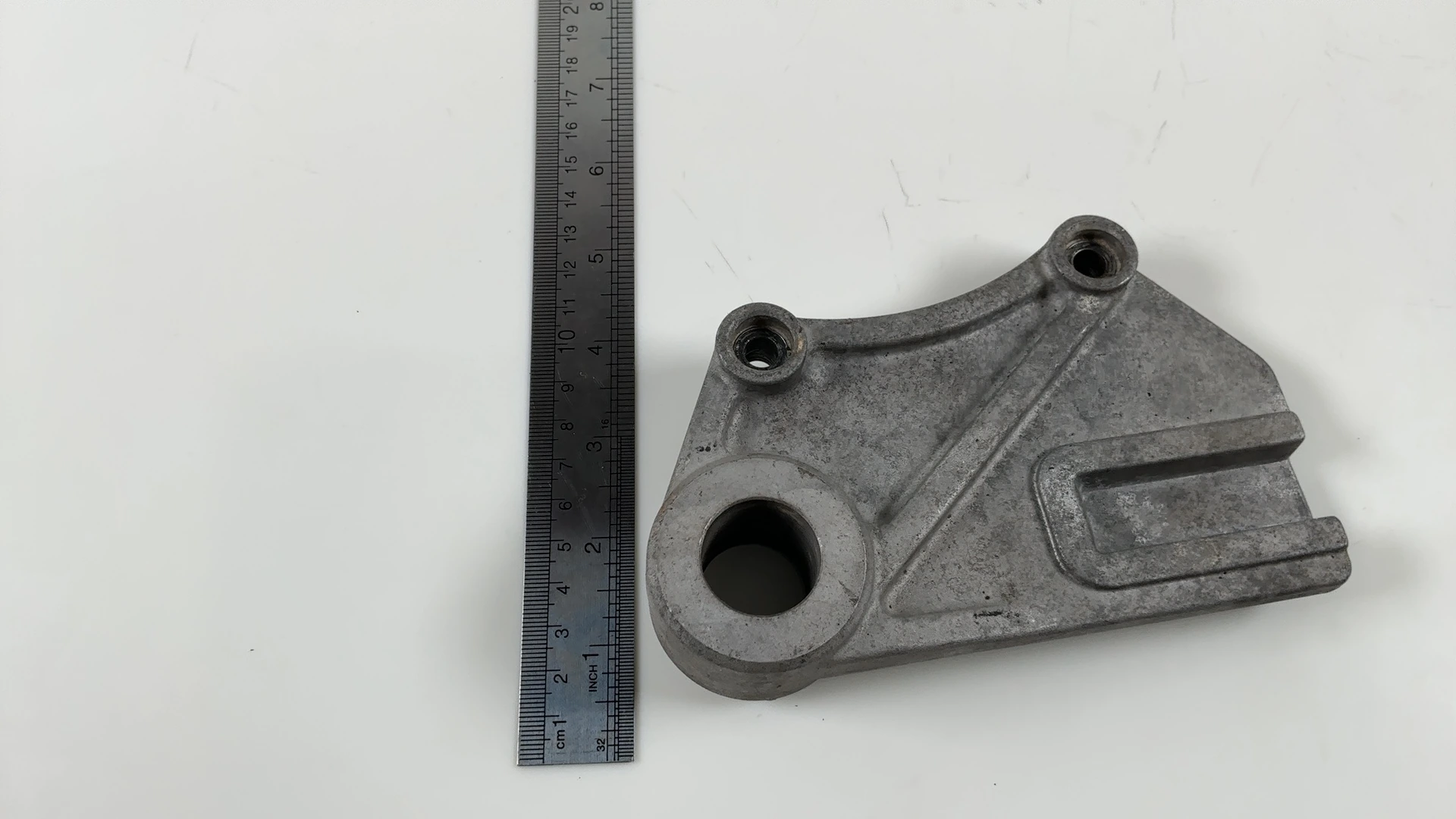 Kawasaki Ninja ZX-9R ZX900B 900cc Rear Brake Caliper Bracket 1994-1997 OEM 43034-1130 - Image 3