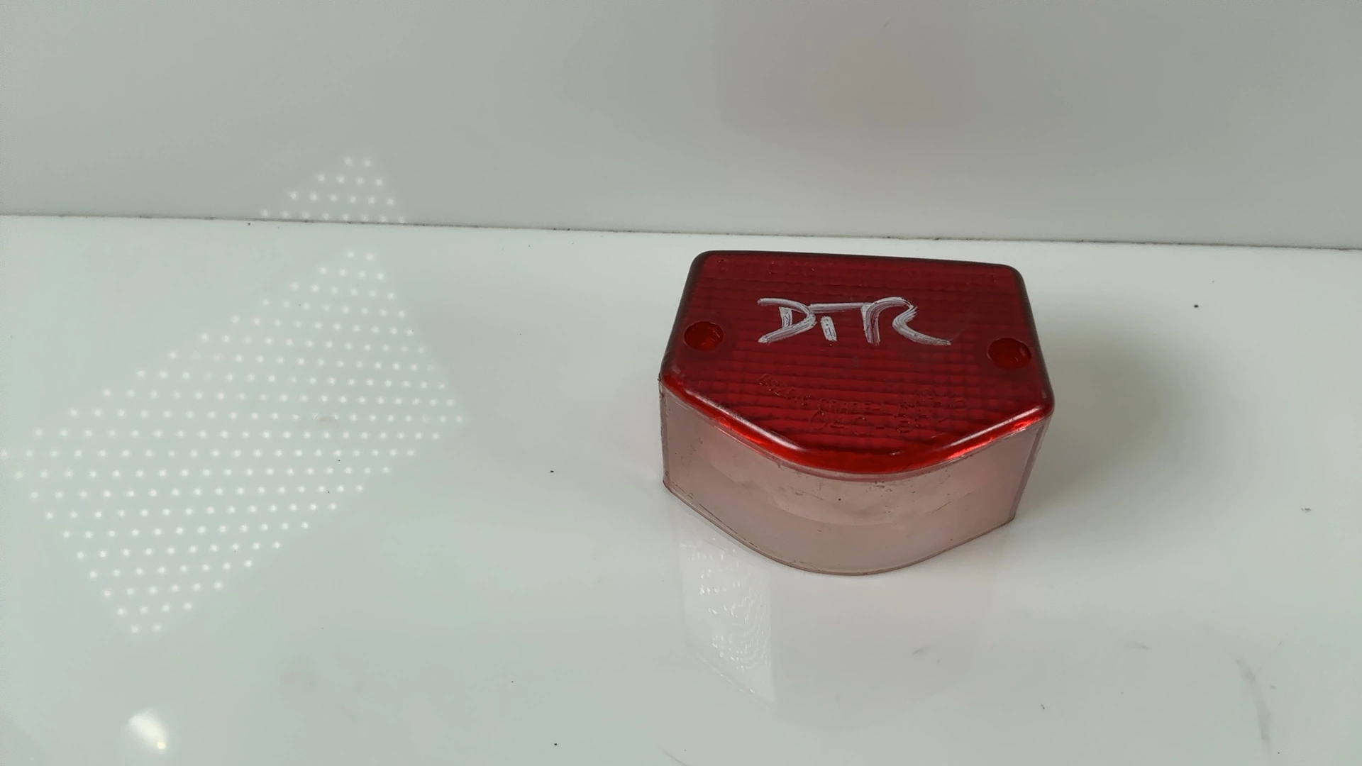 Yamaha DT125LC Mk1 125cc Tail Light Lens 1982-1984 OEM 10V-84521-00 - Image 3