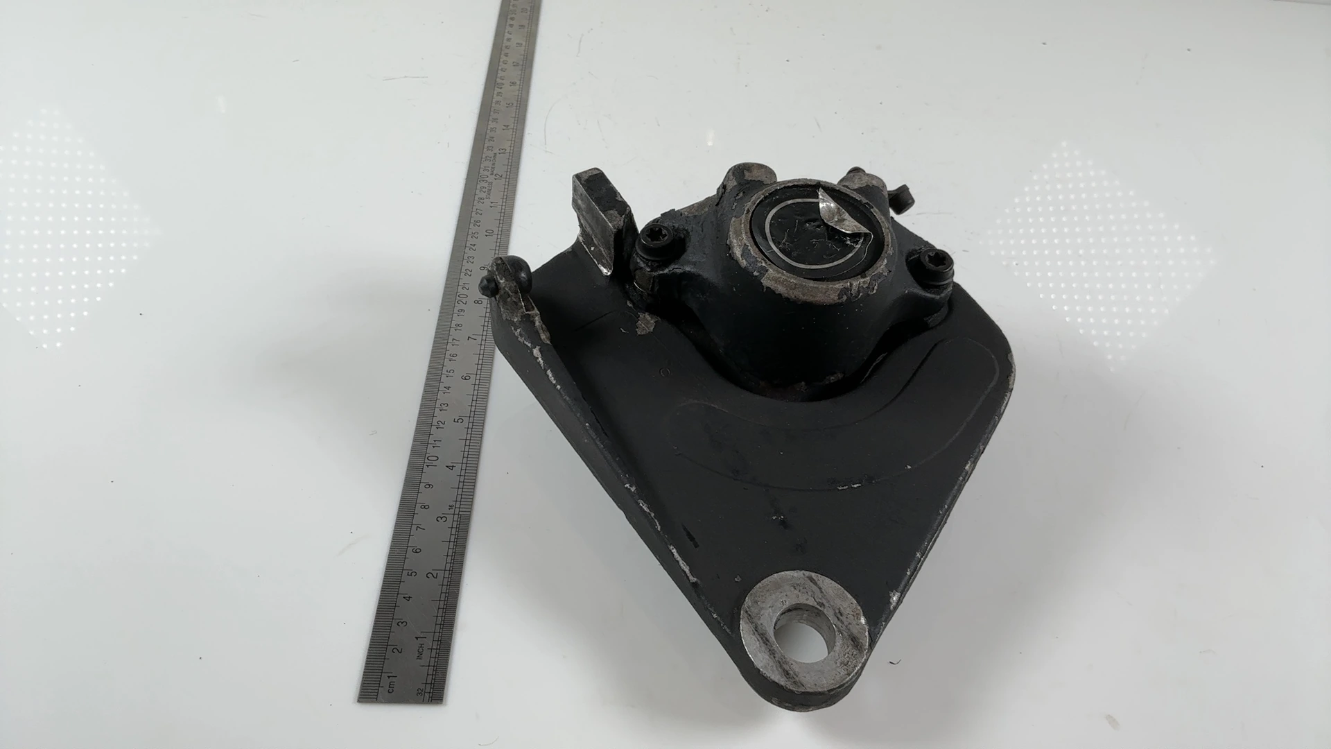 Harley-Davidson Sportster 883/1200 Rear Brake Caliper Bracket 1987-99 44050-87 - Image 4