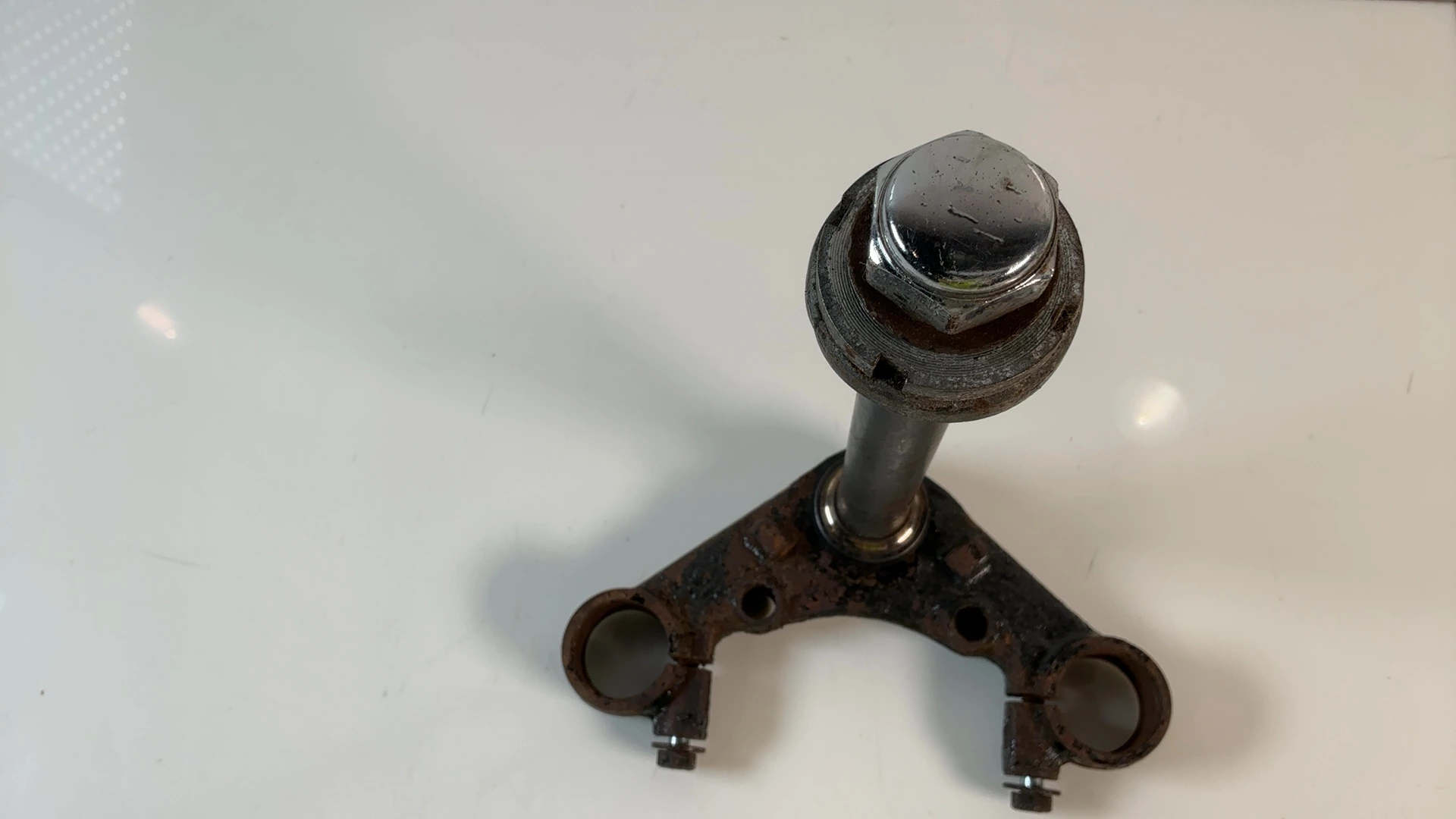 Honda NS125F TC01 125cc Lower Triple Tree Stem 1984-1987 OEM 53219-KR1-860 KR1 - Image 4