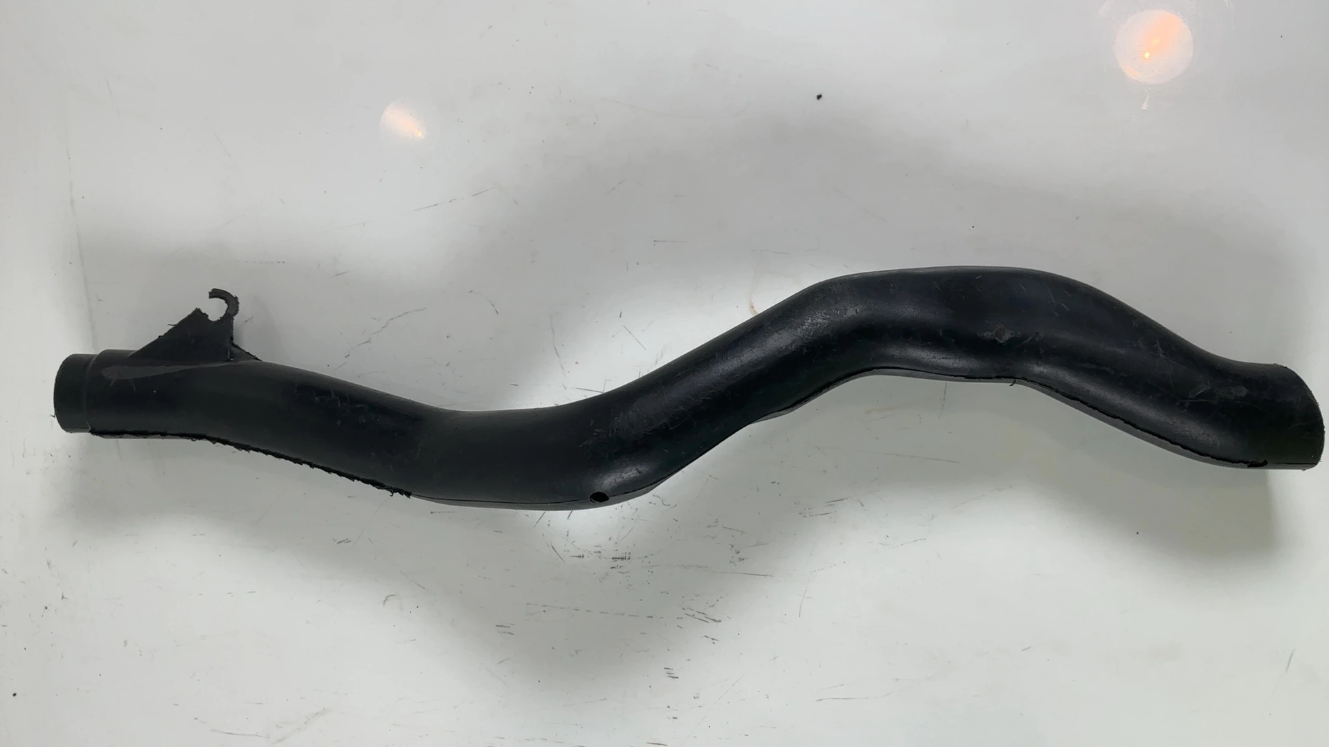 Suzuki GSX-R1100 GV73 1100cc Right Air Intake Duct Tube 1989-1992 OEM 94451-41C00 - Image 8