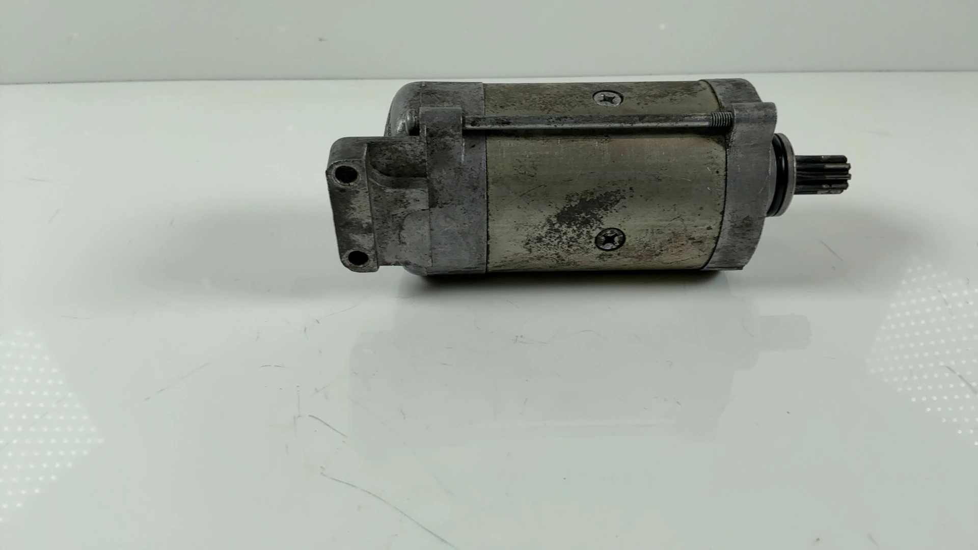 Suzuki GS750 GS750E Starter Motor 750cc Engine Part 1977-1979 OEM 31100-45010