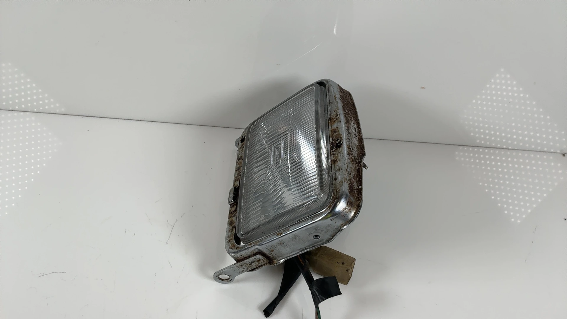 Honda Elite CH150 Deluxe 150cc Headlight 1985-1986 OEM 33100-KN7-671 - Image 4