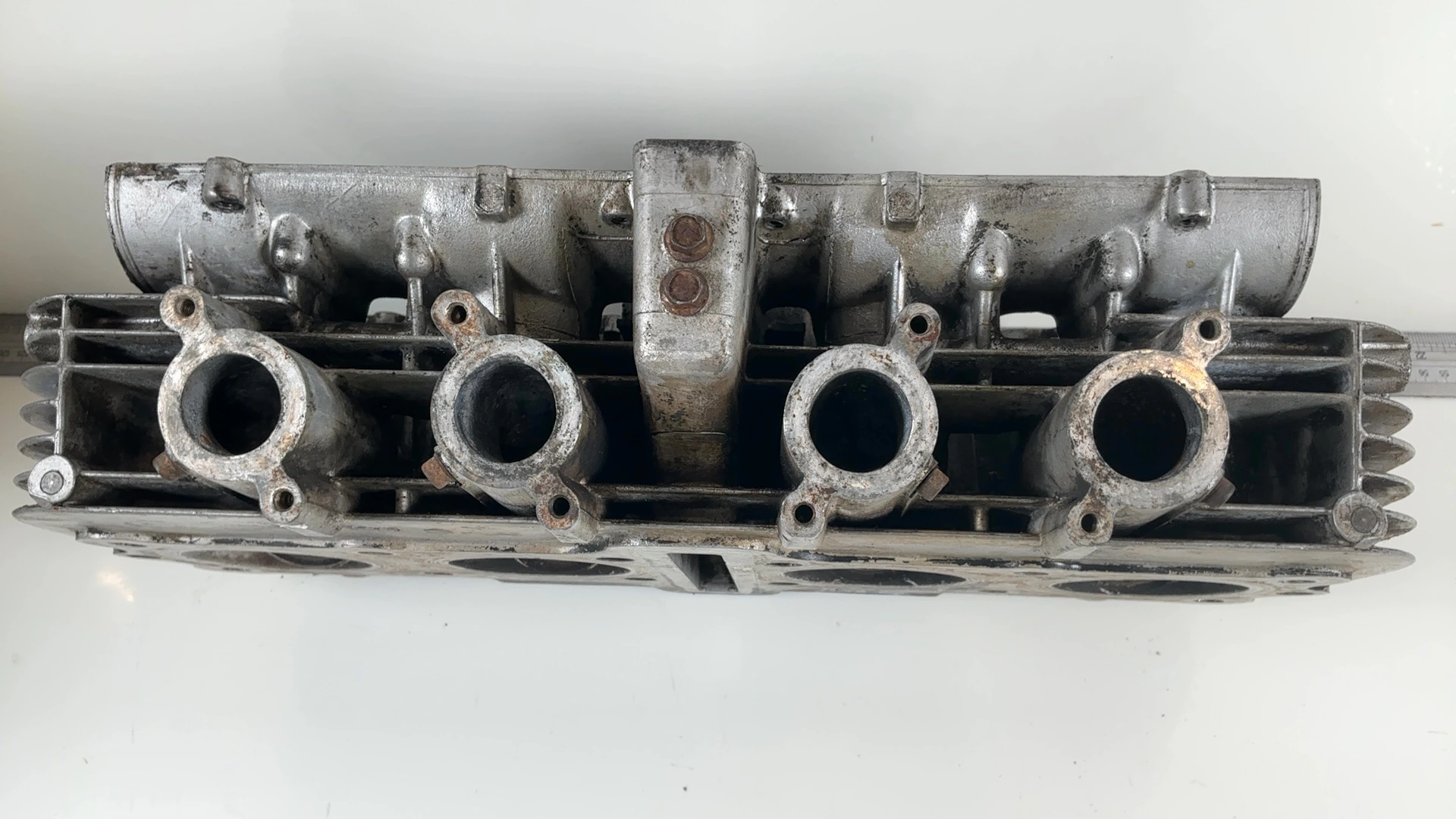 Suzuki GS750 GS750E 750 CC Cylinder Head 1976-1978 OEM 11100-45002 - Image 5