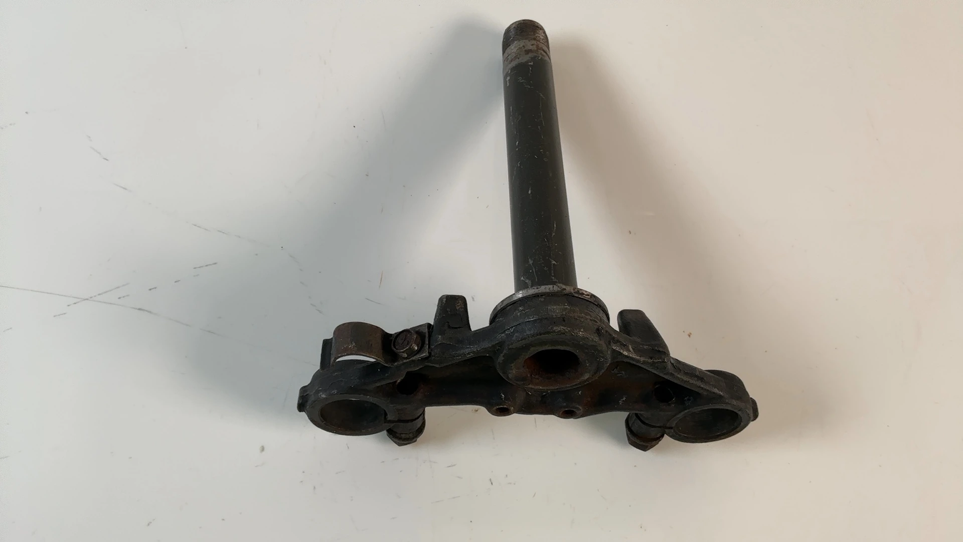 Suzuki GN125 GN125E 125cc Lower Triple Tree Clamp Stem 1982-2001 OEM 51410-11310 - Image 2
