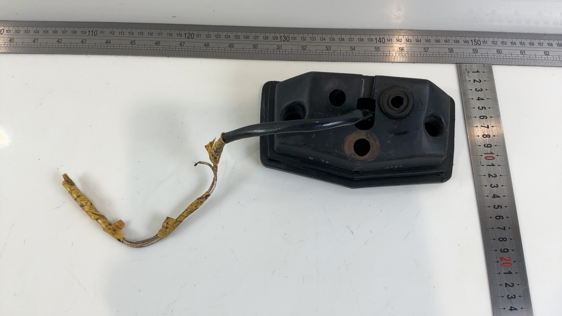 Suzuki GSX400E GSX400 400cc Rear Tail Light Base 1979-1984 OEM 35715-32200 - Image 6