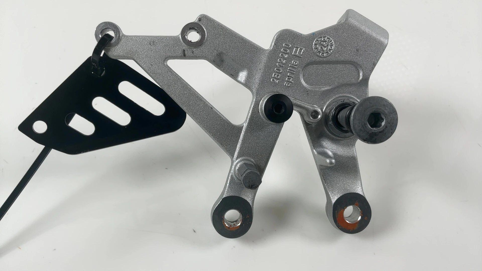 Aprilia RSV4 Factory 1100 Front Right Foot Rest Hanger 2025 2026 OEM 2B0122045 - Image 5