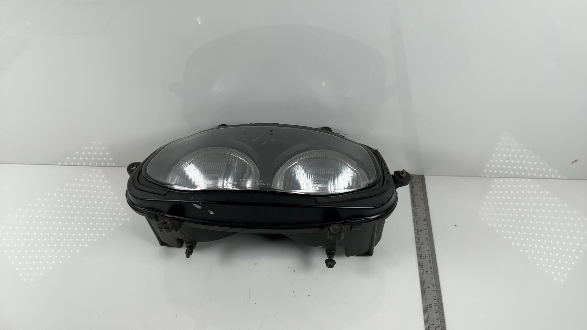 Suzuki GSXR1100 GSX-R1100W 1100cc Headlight 1993-1996 OEM 35100-17E00-999 - Image 8