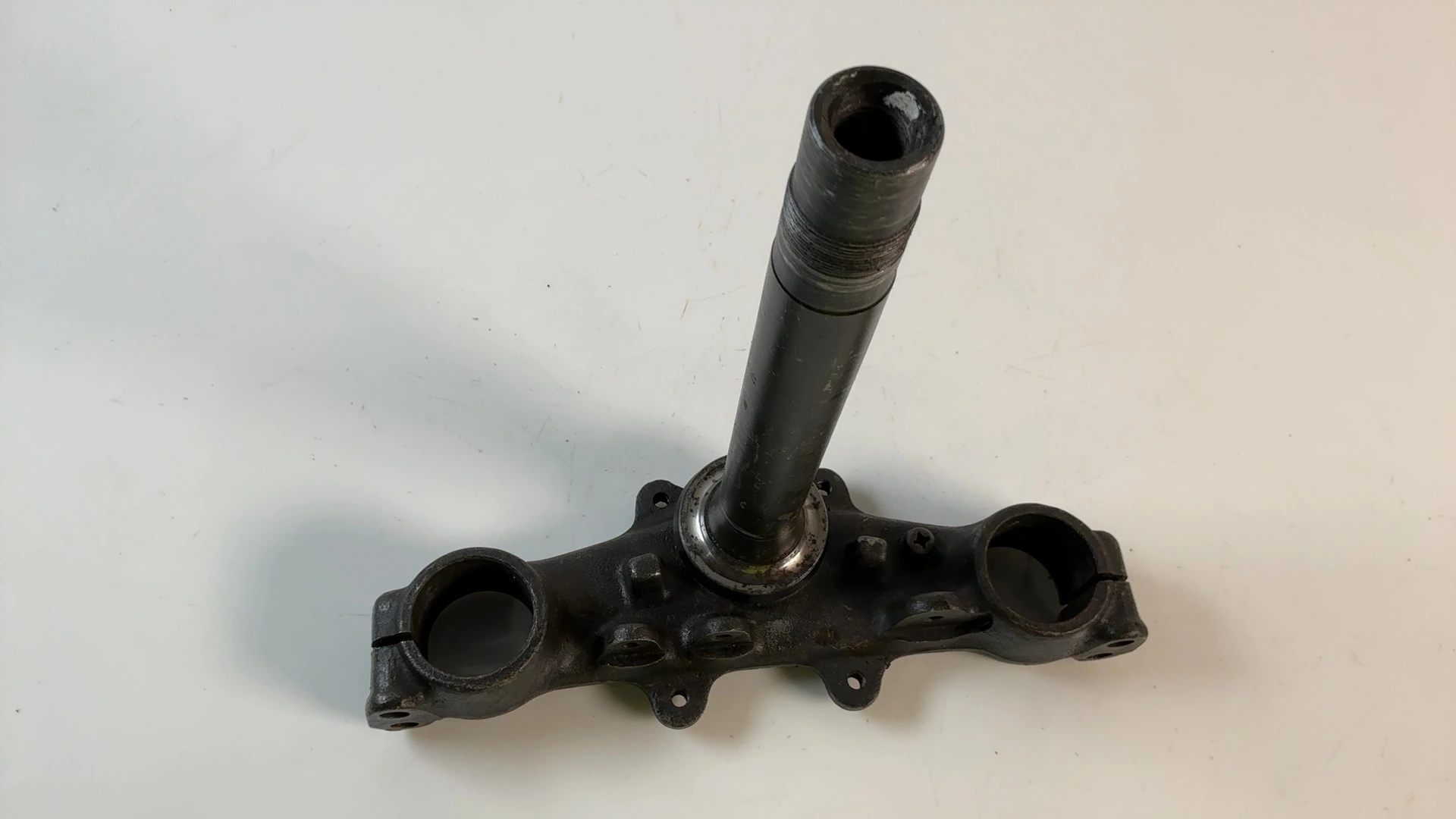 Yamaha DT125 DT80 10V 125cc Lower Fork Bridge Yoke 1982-1990 OEM 10V-23340-30-90