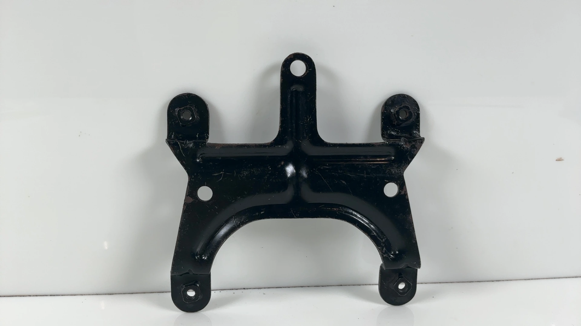 Suzuki GSX550ES GN71D 550 Oil Cooler Bracket 1983-1988 OEM 16620-43400 - Image 2