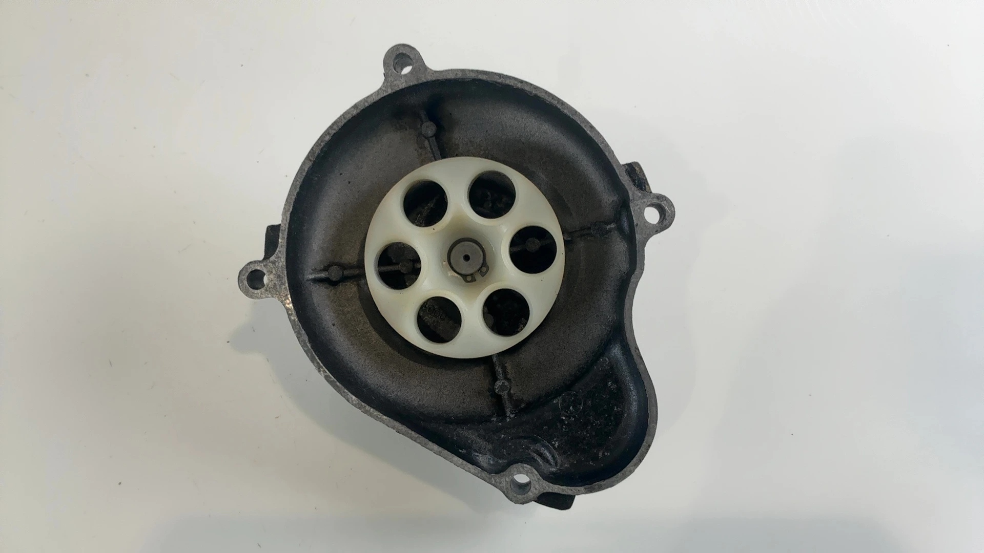 Aprilia SR 50 LC DiTech 50cc Engine Water Pump Cover 2000-2006 OEM AP3LZA000108 - Image 4
