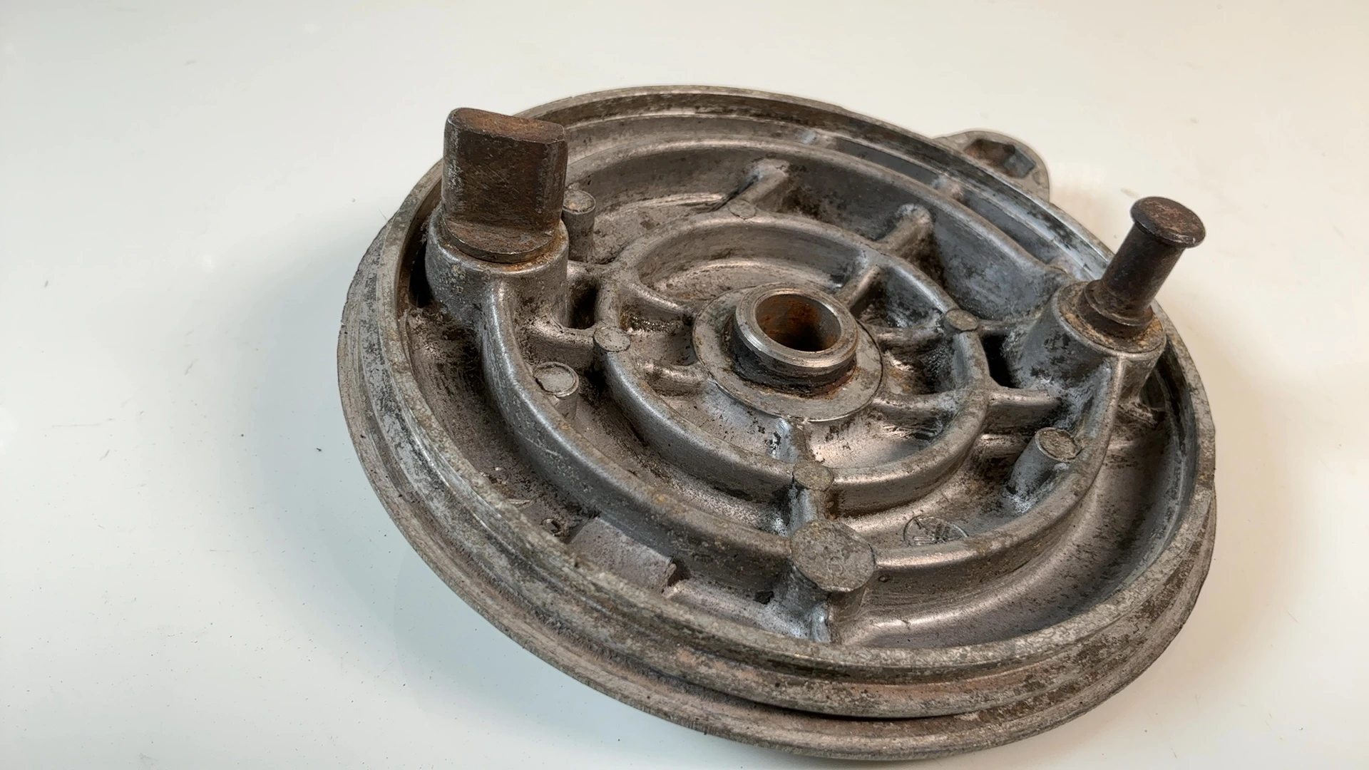 Yamaha Enduro DT125 125cc Rear Brake Drum Plate 1974-1976 OEM 437-25026-10-35 - Image 6
