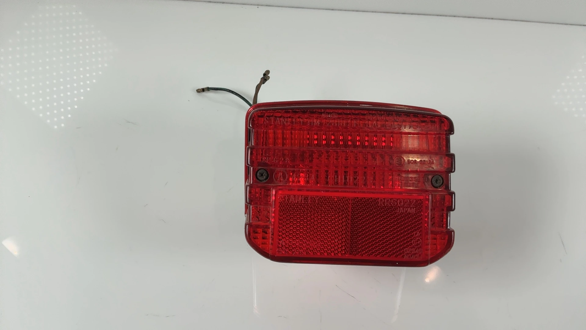 Honda CG125 CG 125 125cc Rear Tail Brake Light 1990-1991 OEM  33701-KY0-910 - Image 1