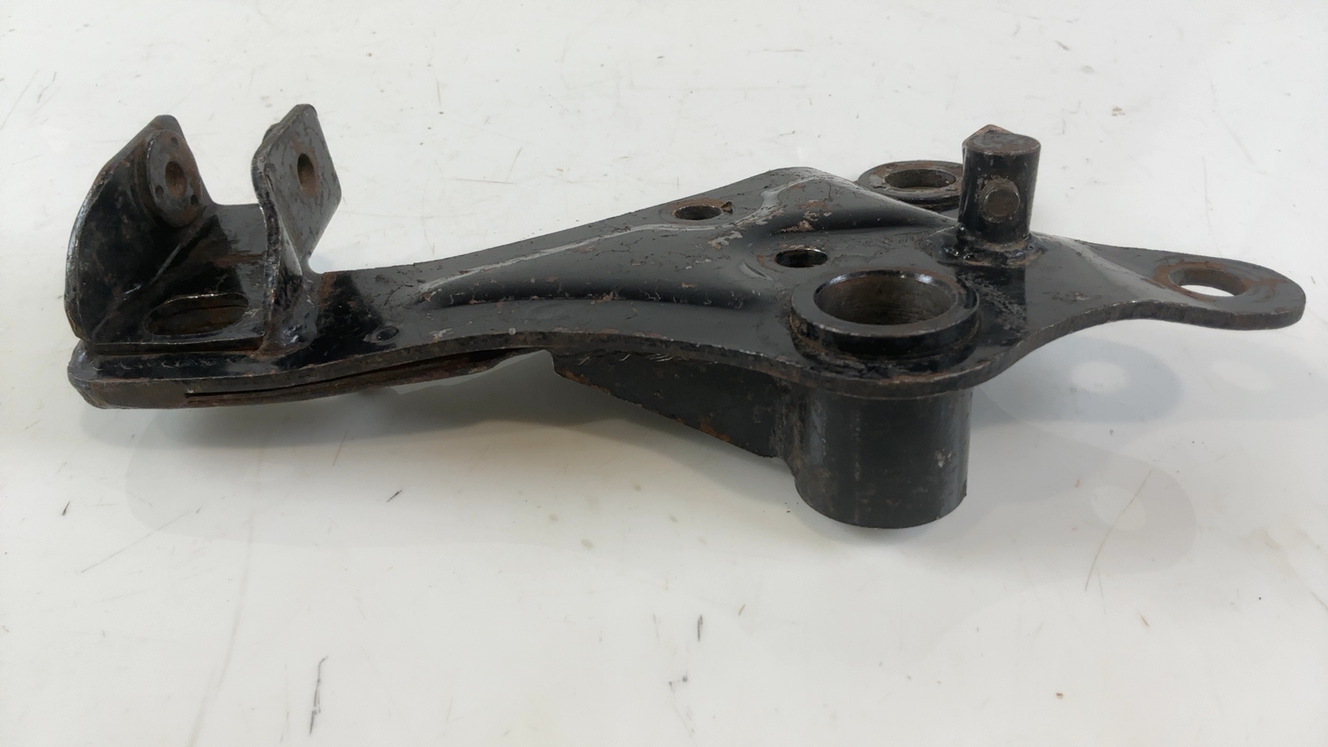 Yamaha RD250 RD350 250 350 CC Rear Right Footrest Bracket 1973-1975 360-21446-00 - Image 4