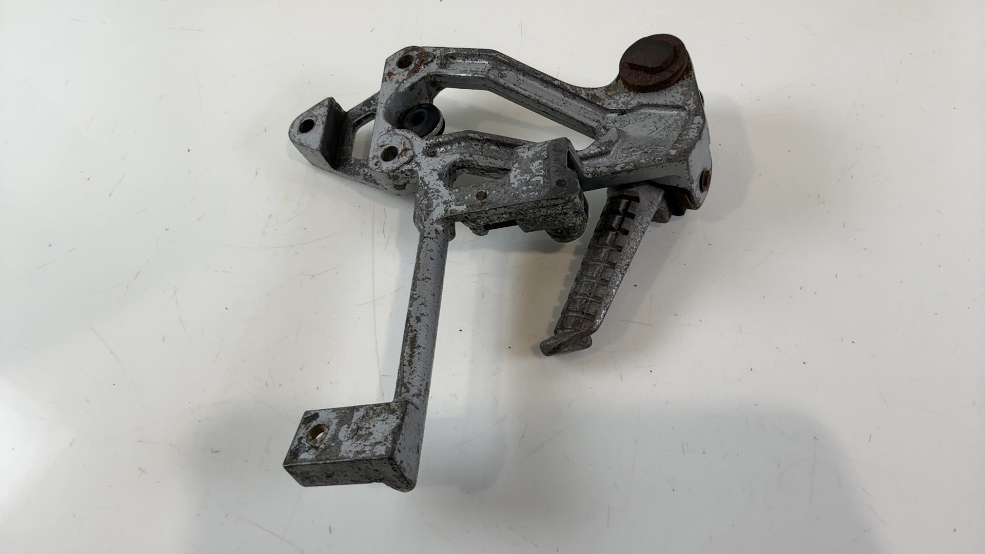 Kawasaki Ninja ZX750F 750cc Rear Left Footrest Bracket 1987-1990 OEM 35011-1312 - Image 6