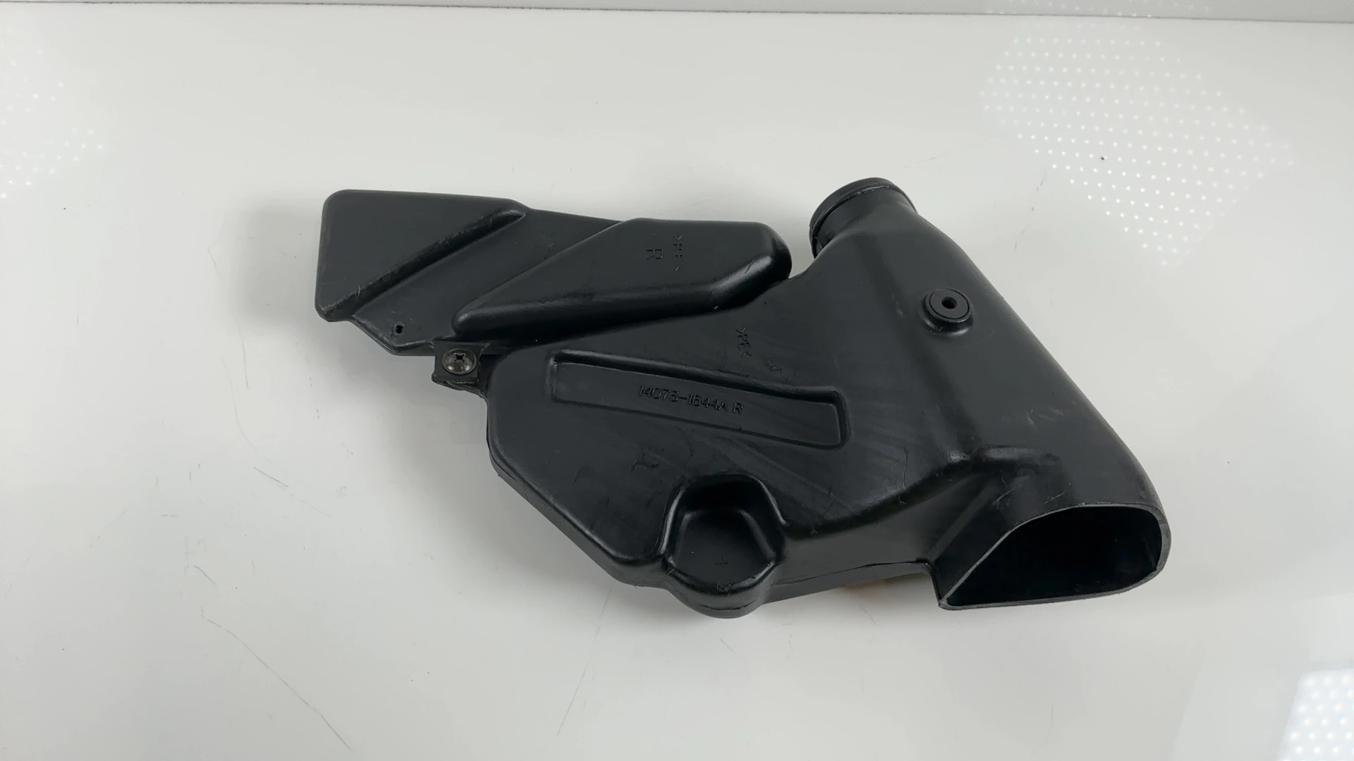 Kawasaki Ninja ZX7R ZX750P Ram Air Intake Duct Right 1996-2003 OEM 14073-1644A - Image 2