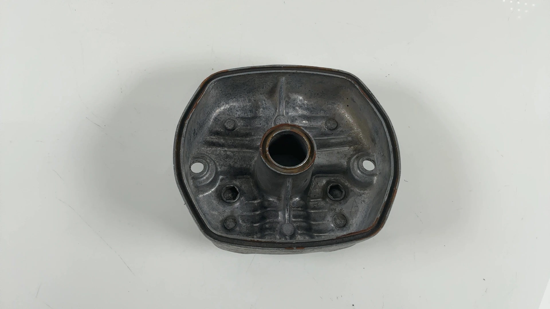 Honda Silver Wing GL500D 500cc Cylinder Head Valve Cover 1981-1982 12311-415-000 - Image 3