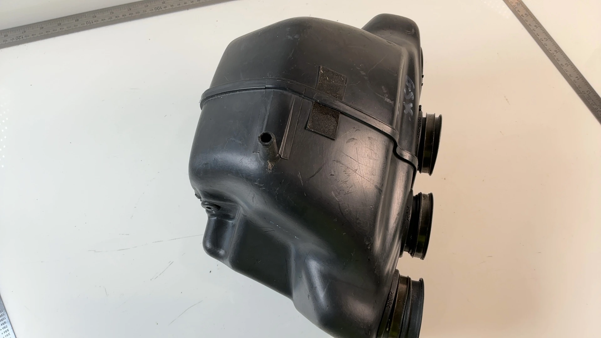 Suzuki Katana 600 GSX600F 600cc Air Filter Box 1988-1997 OEM 13700-20C00 - Image 6